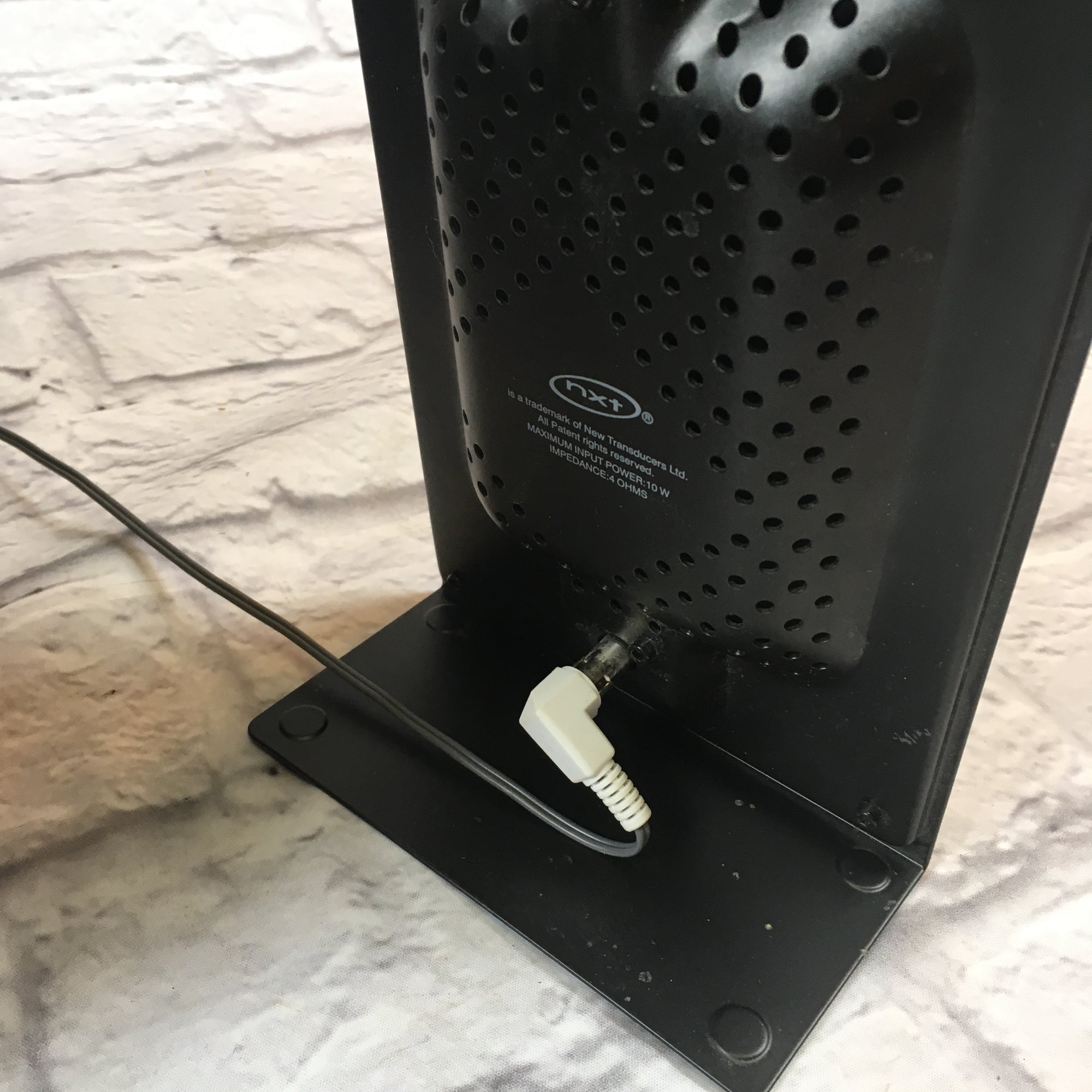 Tascam VL-S21 Speakers with Subwoofer