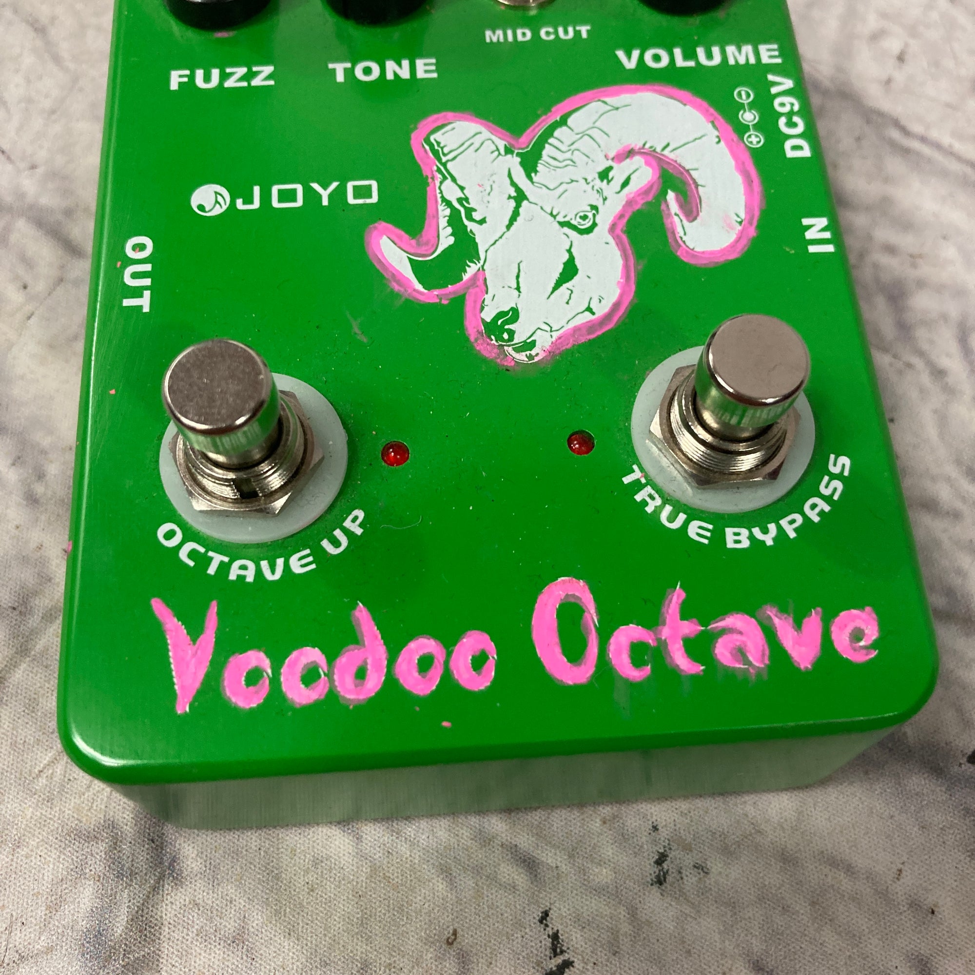 joyo fuzz pedal Joyo Voodoo Octave Fuzz Pedal
