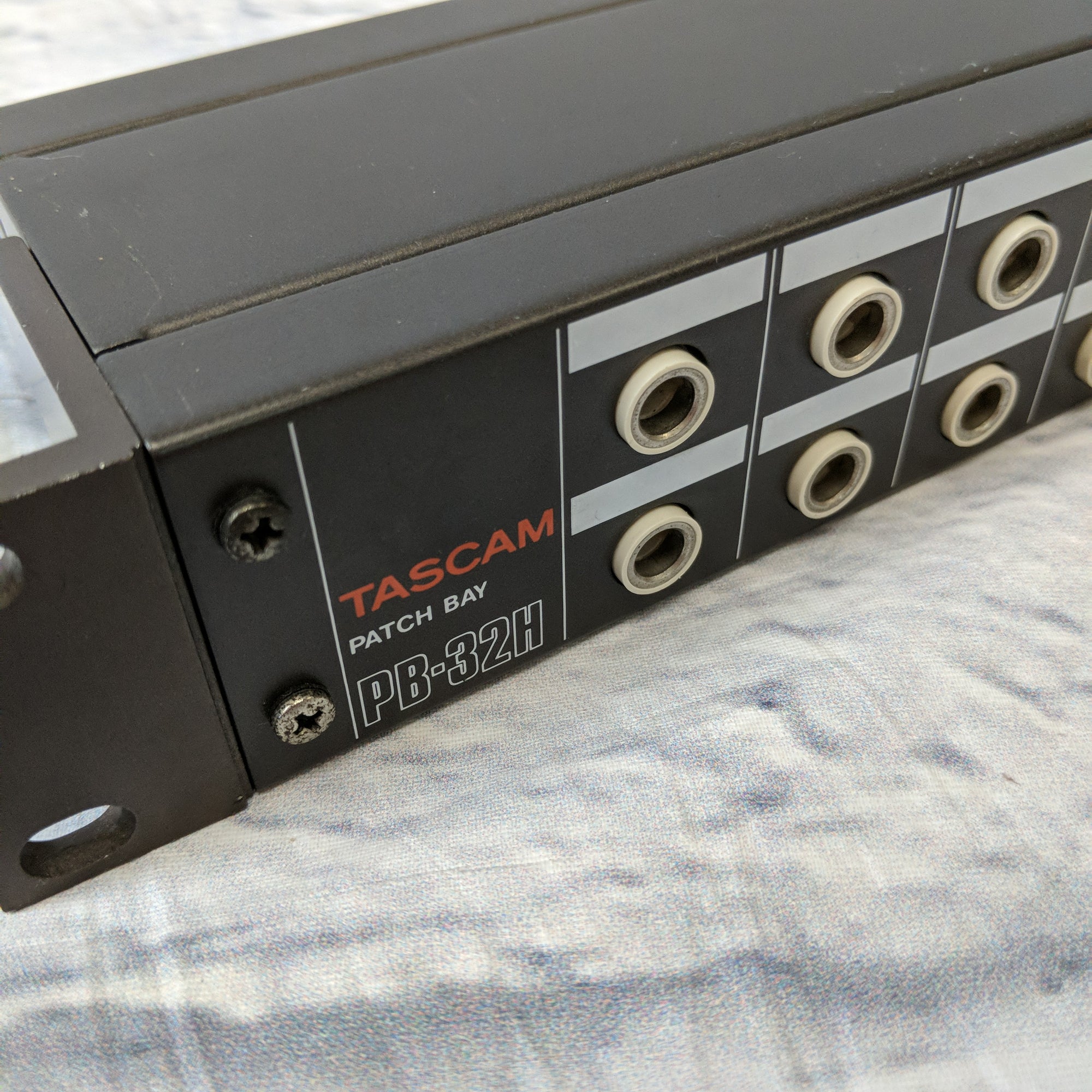 Tascam PB-32H Rack Patchbay