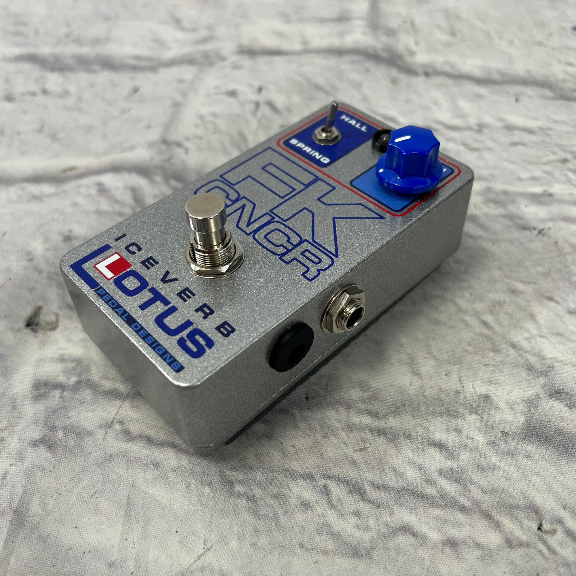 人気ブランド 海外通販 - 国内入手困難 Lotus Iceverb FK CNCR Reverb Pedal - Evolution Music ギター
