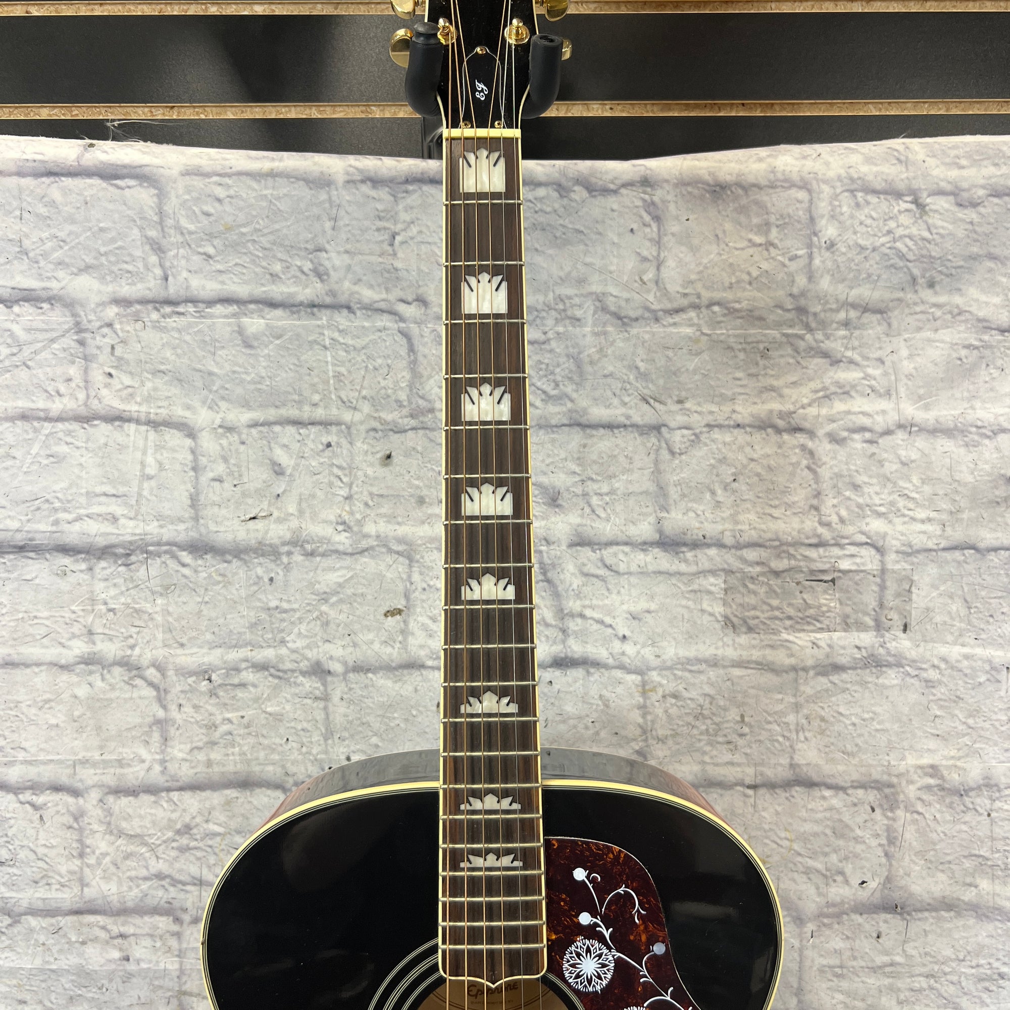 Epiphone EJ200 Vintage Sunburst Jumbo Acoustic Guitar