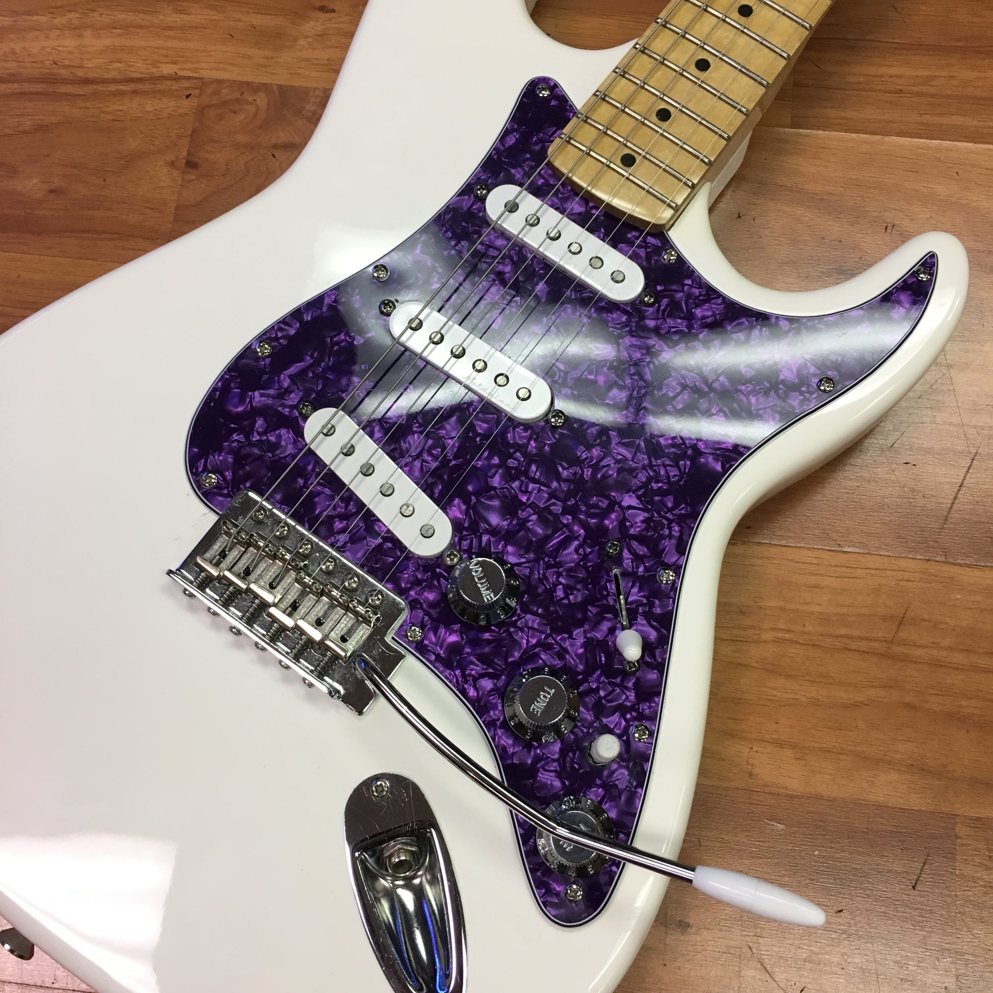 Partscaster S Style w. Noiseless & Duncan Pickups