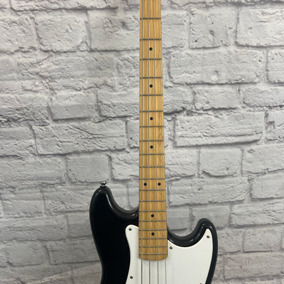 Squier Bronco Bass - Black