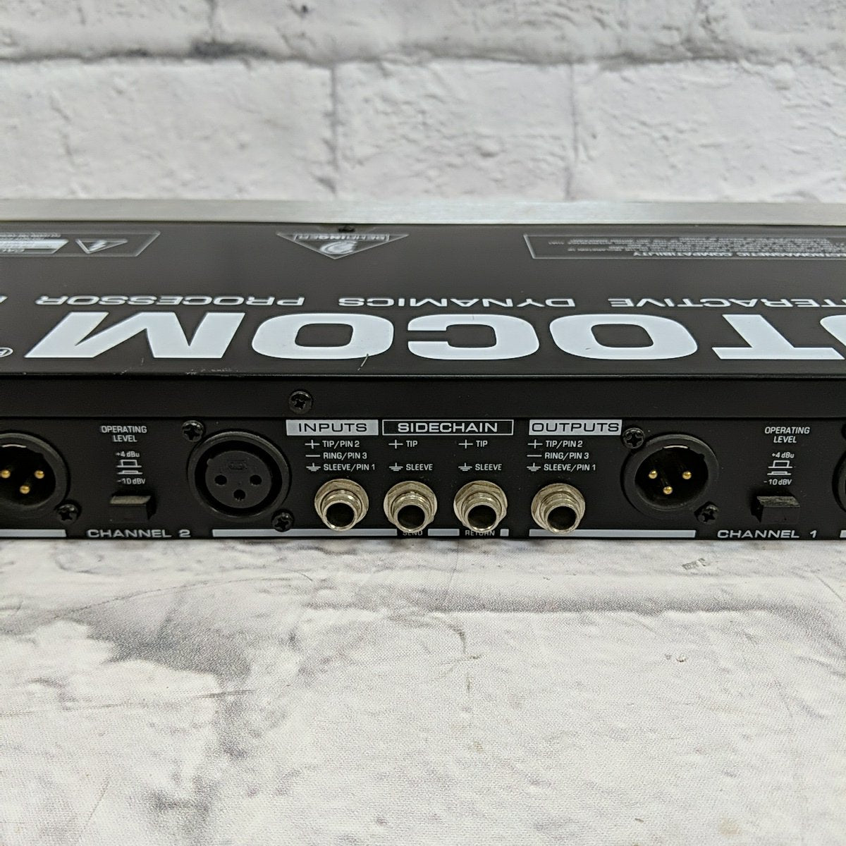 Behringer Autocom Pro Rack Unit