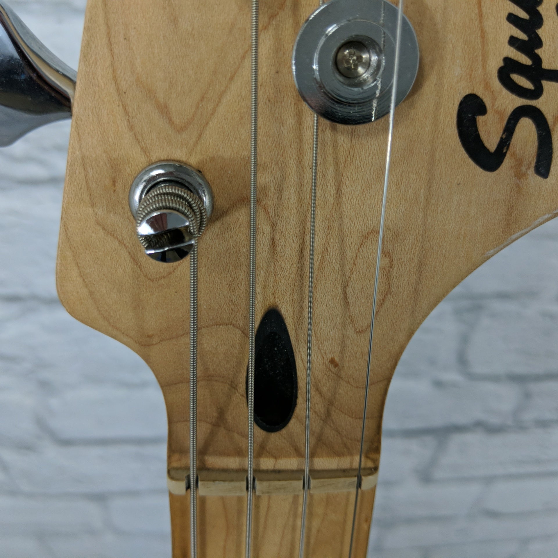 Squier Affinity Short Scale Bronco Bass