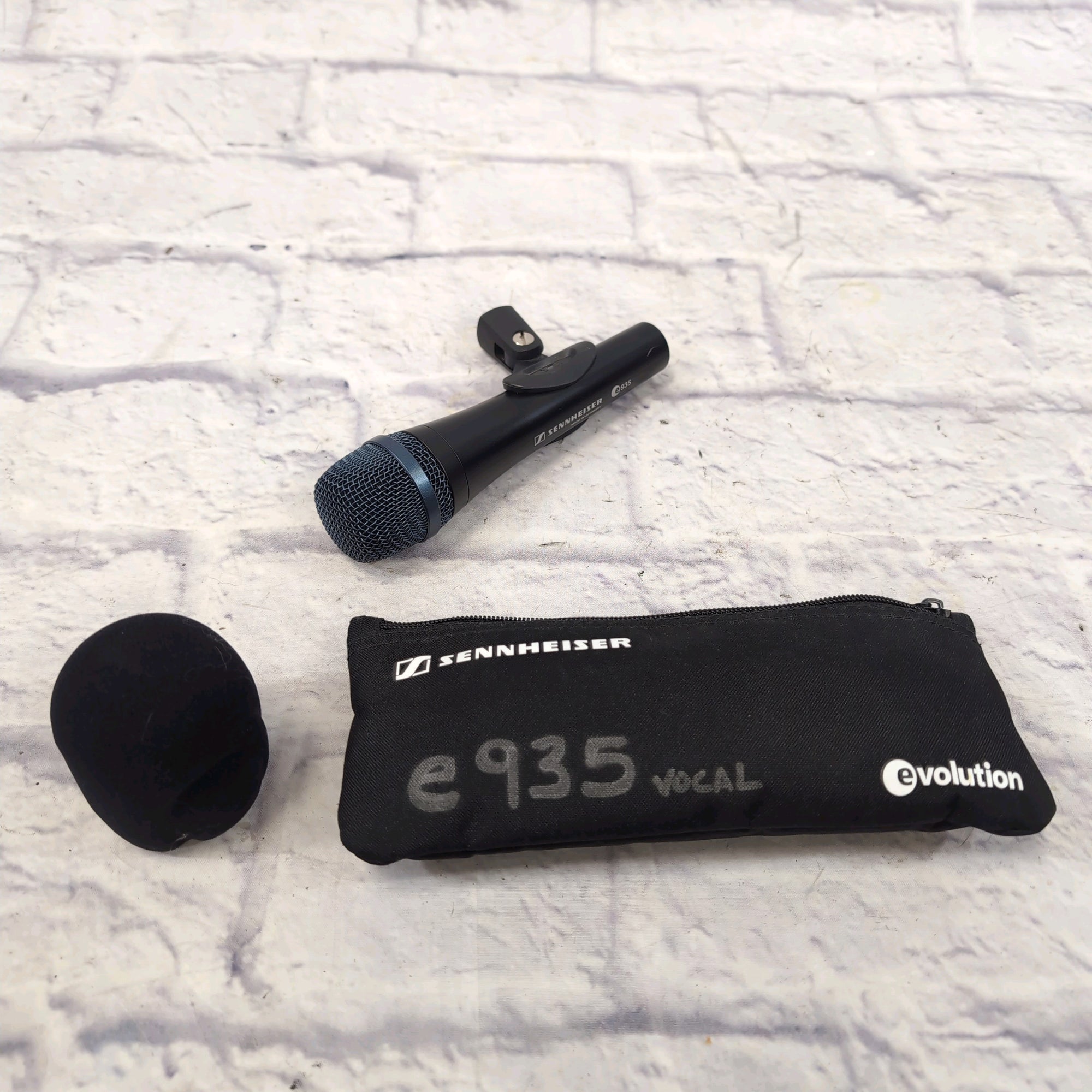 Sennheiser E935 Dynamic Microphone