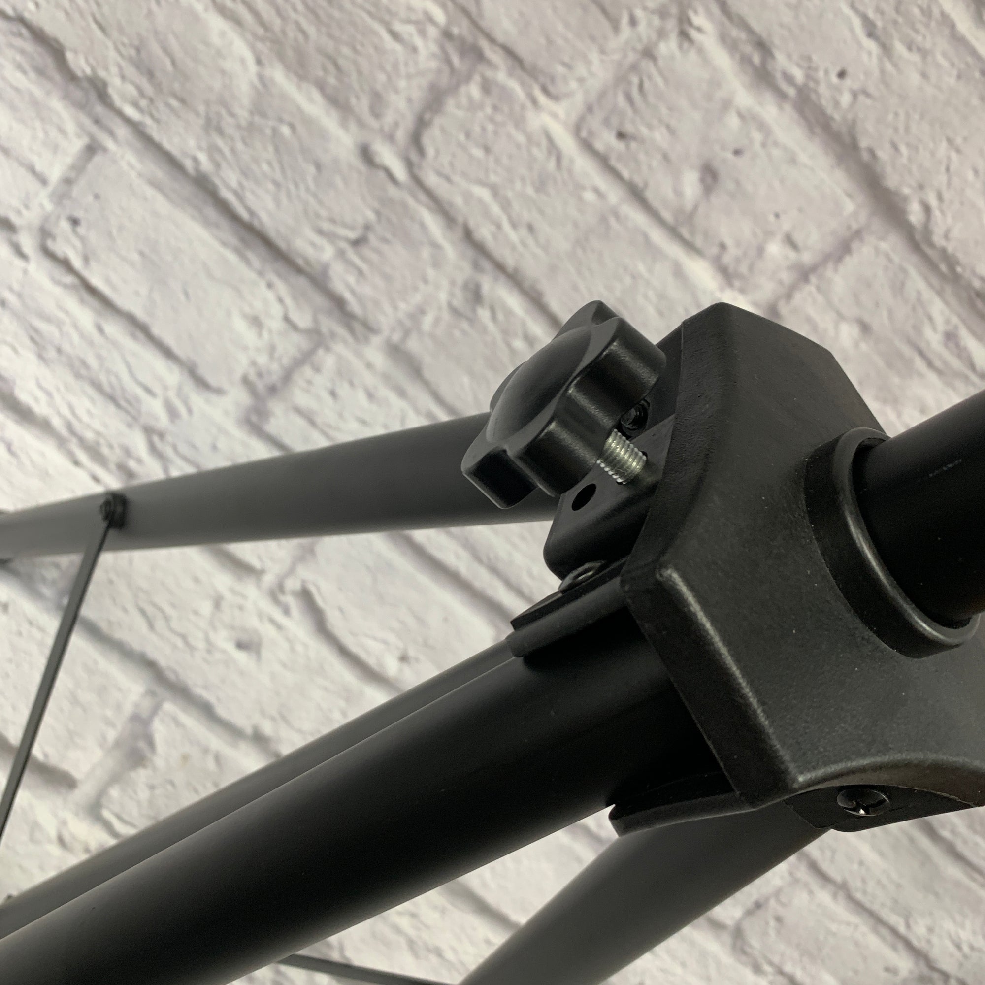 Rockville Speaker Stand w/ Black Scrim Cloth