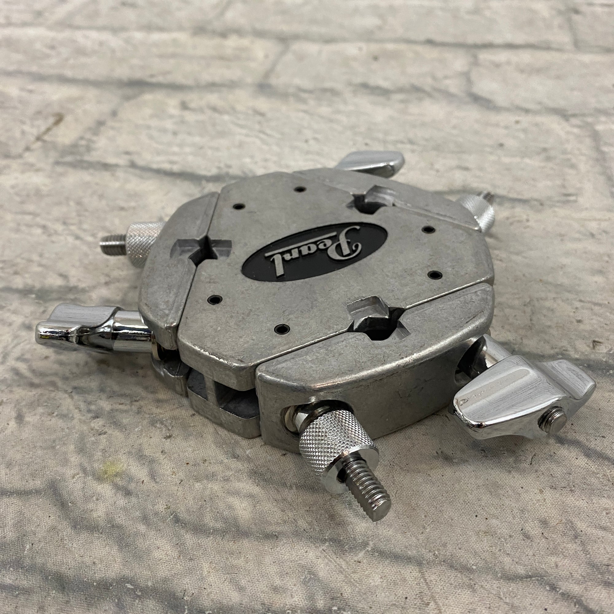 Pearl ADP30 3-Way Adjustable Multi-Clamp Drum Mount