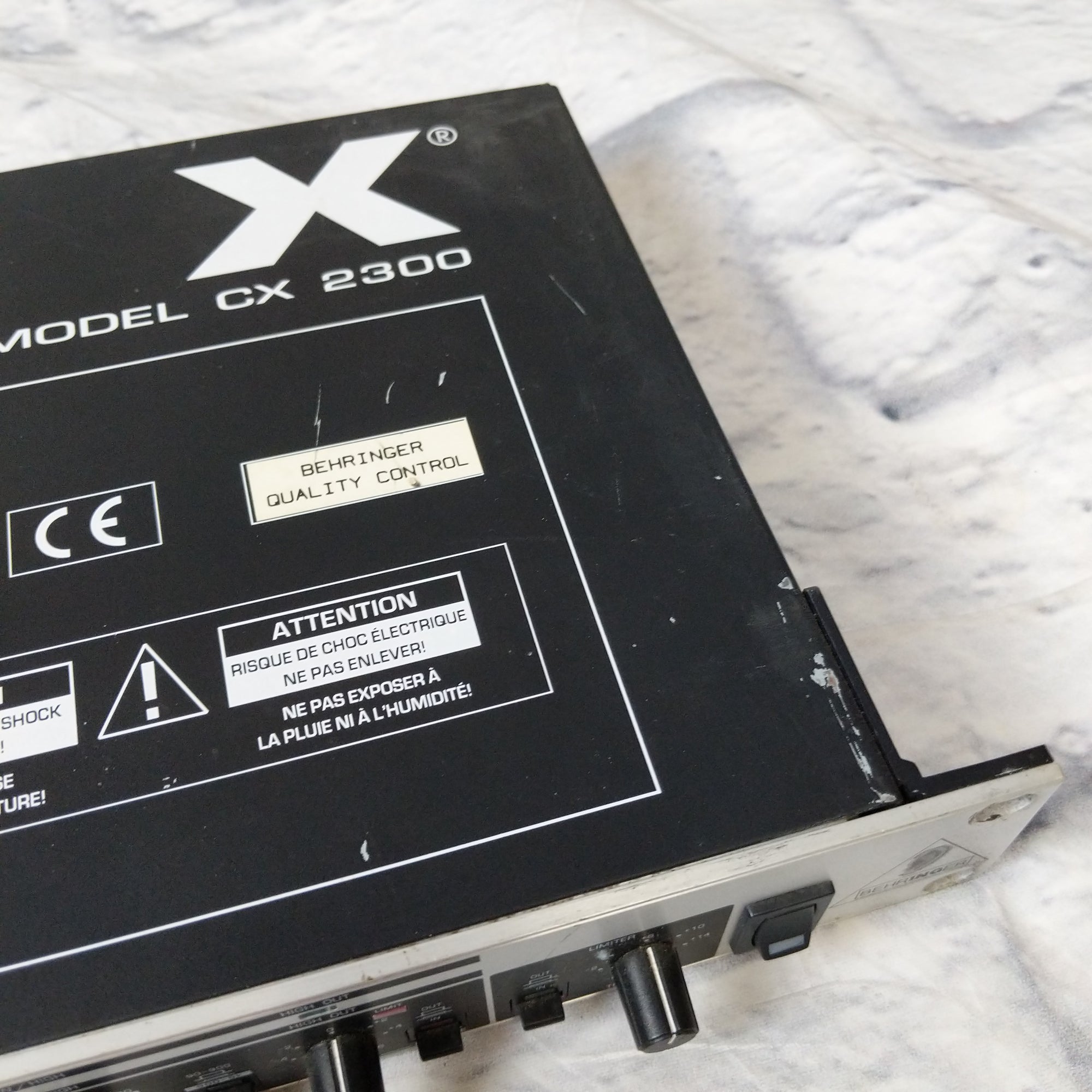Behringer Super X Rack Unit