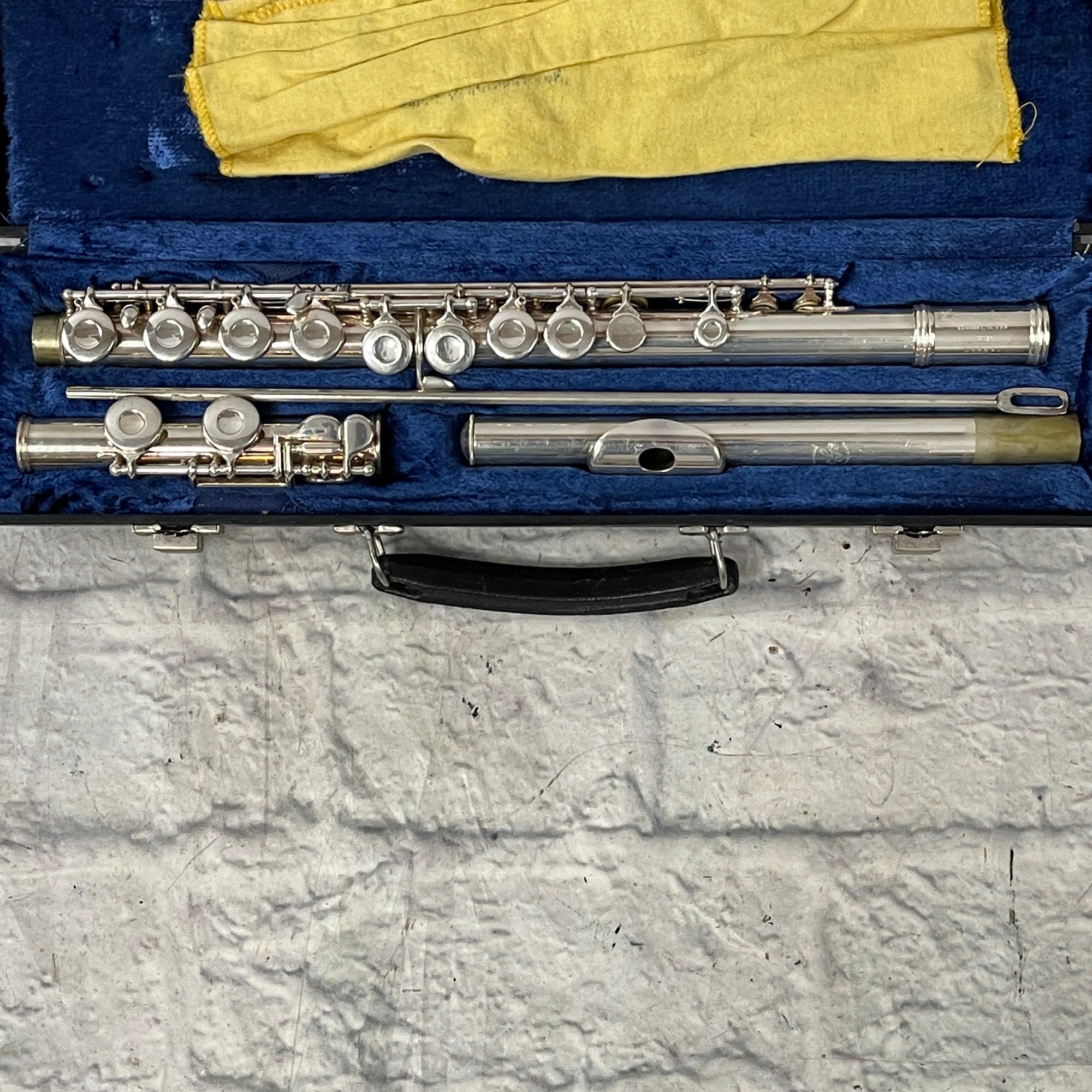 Gemeinhardt 2SP Flute w/ case