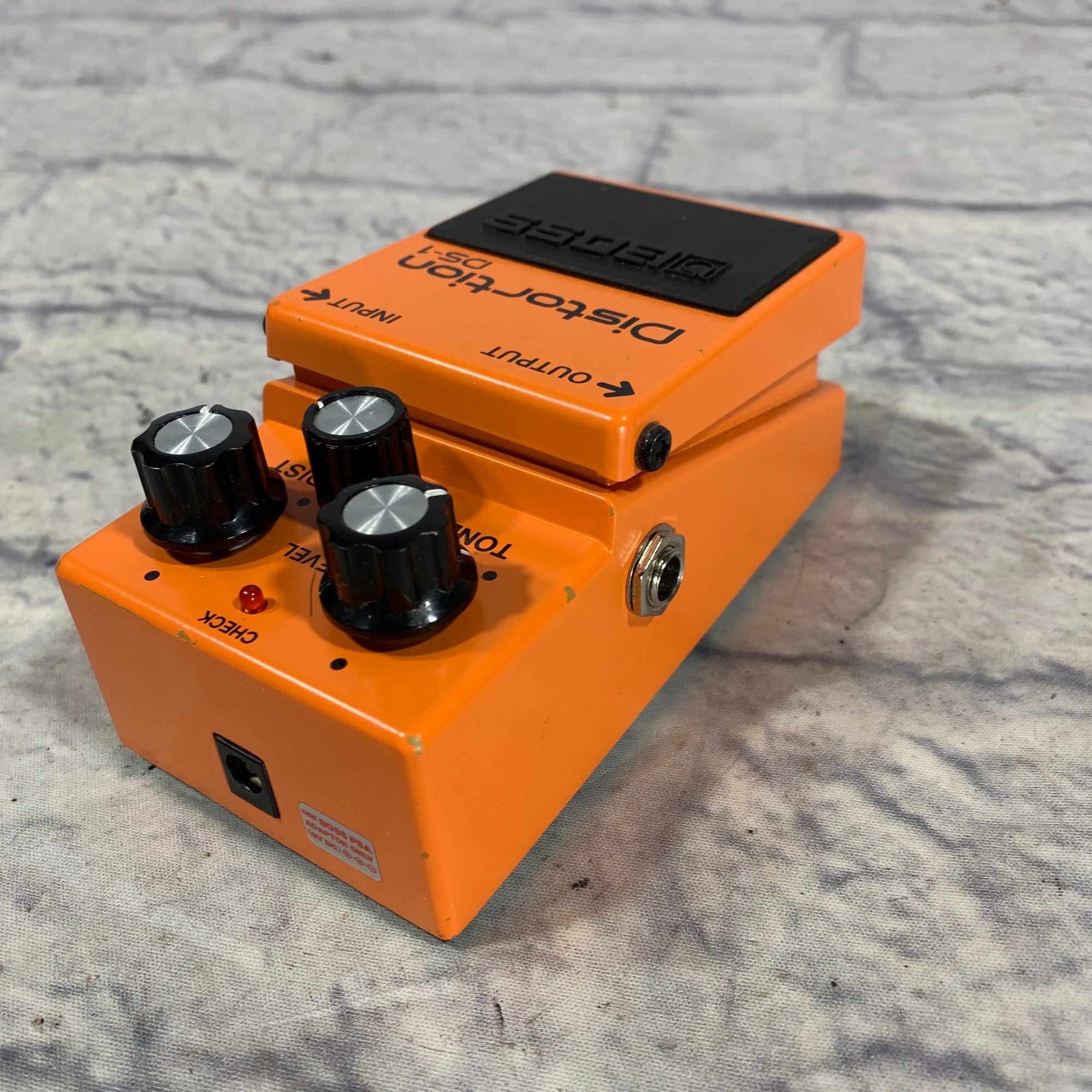 Boss DS-1 Distortion Pedal