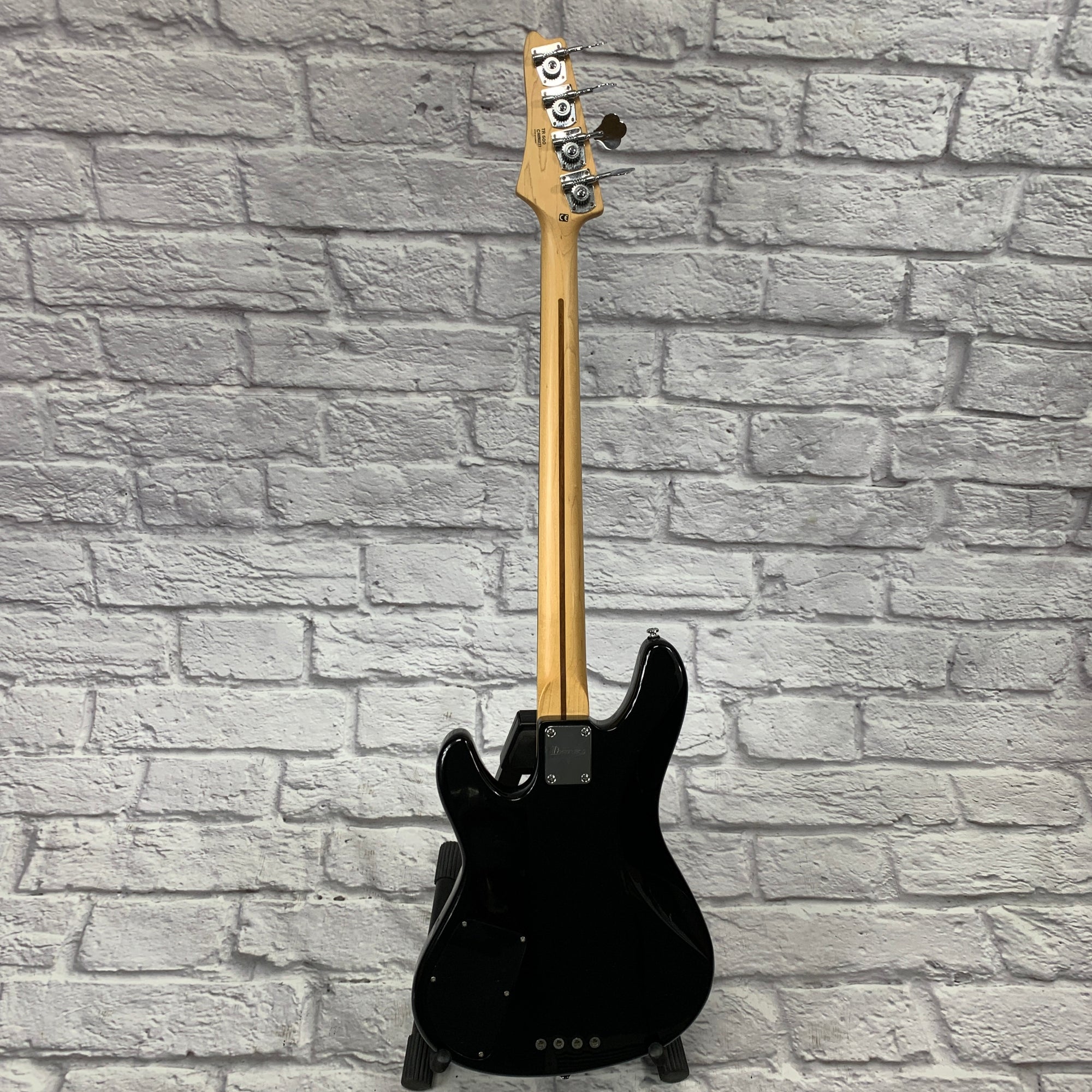 Ibanez TR500 4-String Bass Black