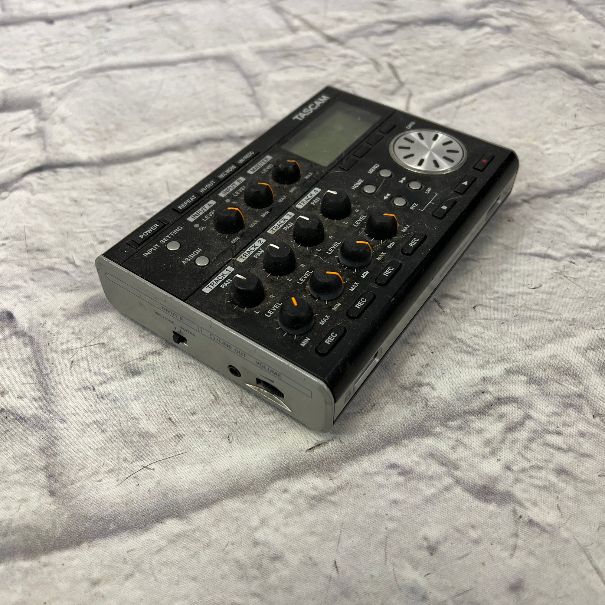 Tascam DP-004 Pocketstudio Digital Recorder