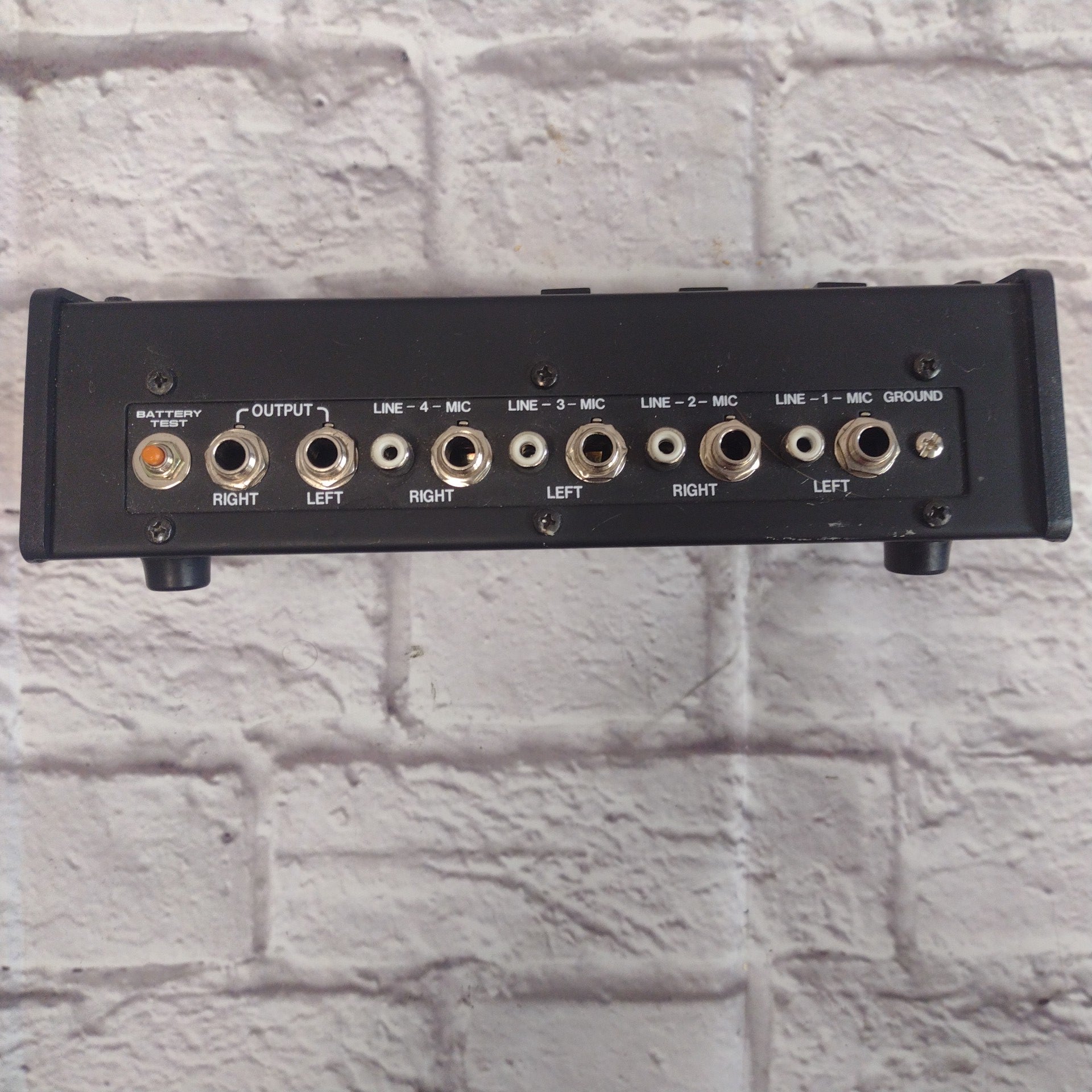 Radio Shack 4 Channel Battery Powered Mixer