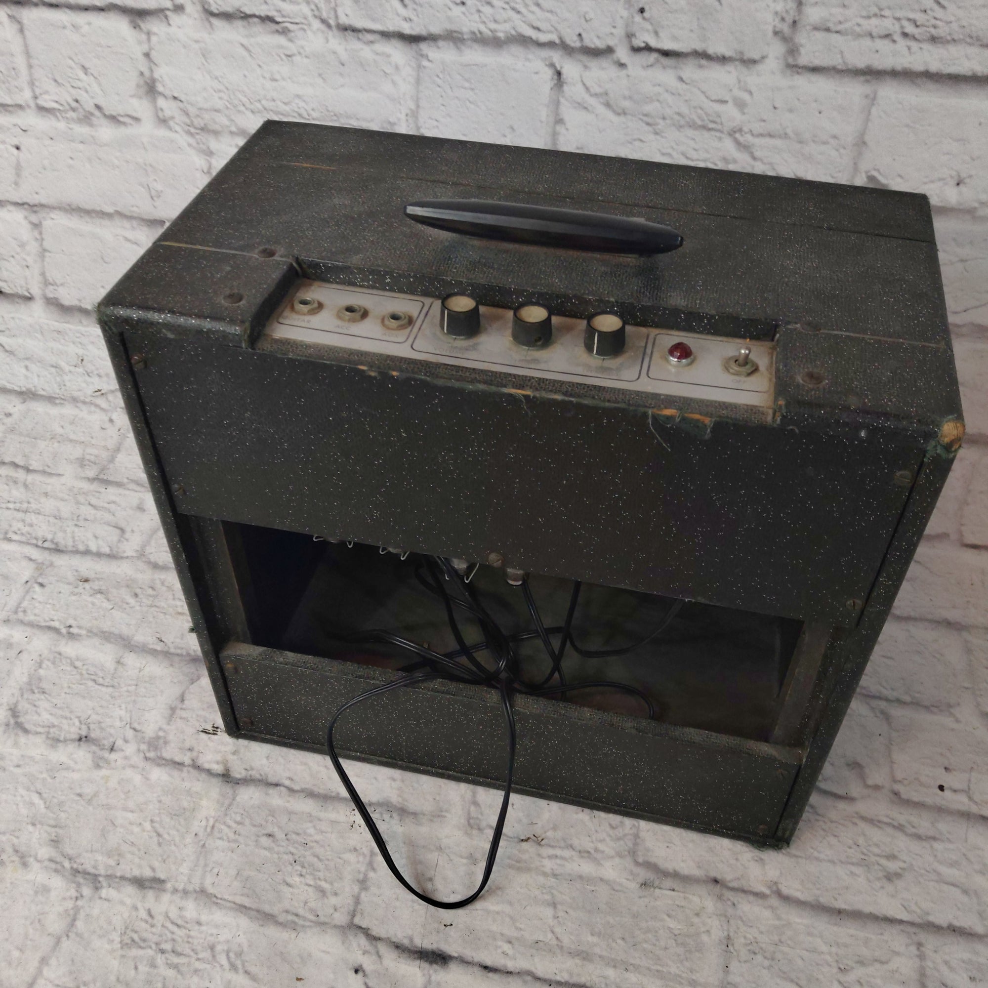 Univox U45 Bass Guitar Combo Amp for parts AS IS