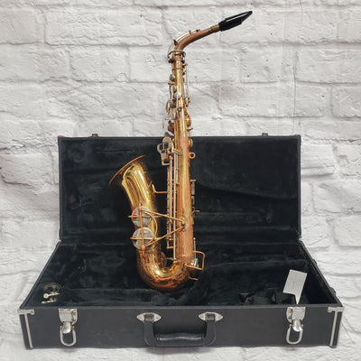 Selmer Bundy Alto Saxophone in Alpine Case