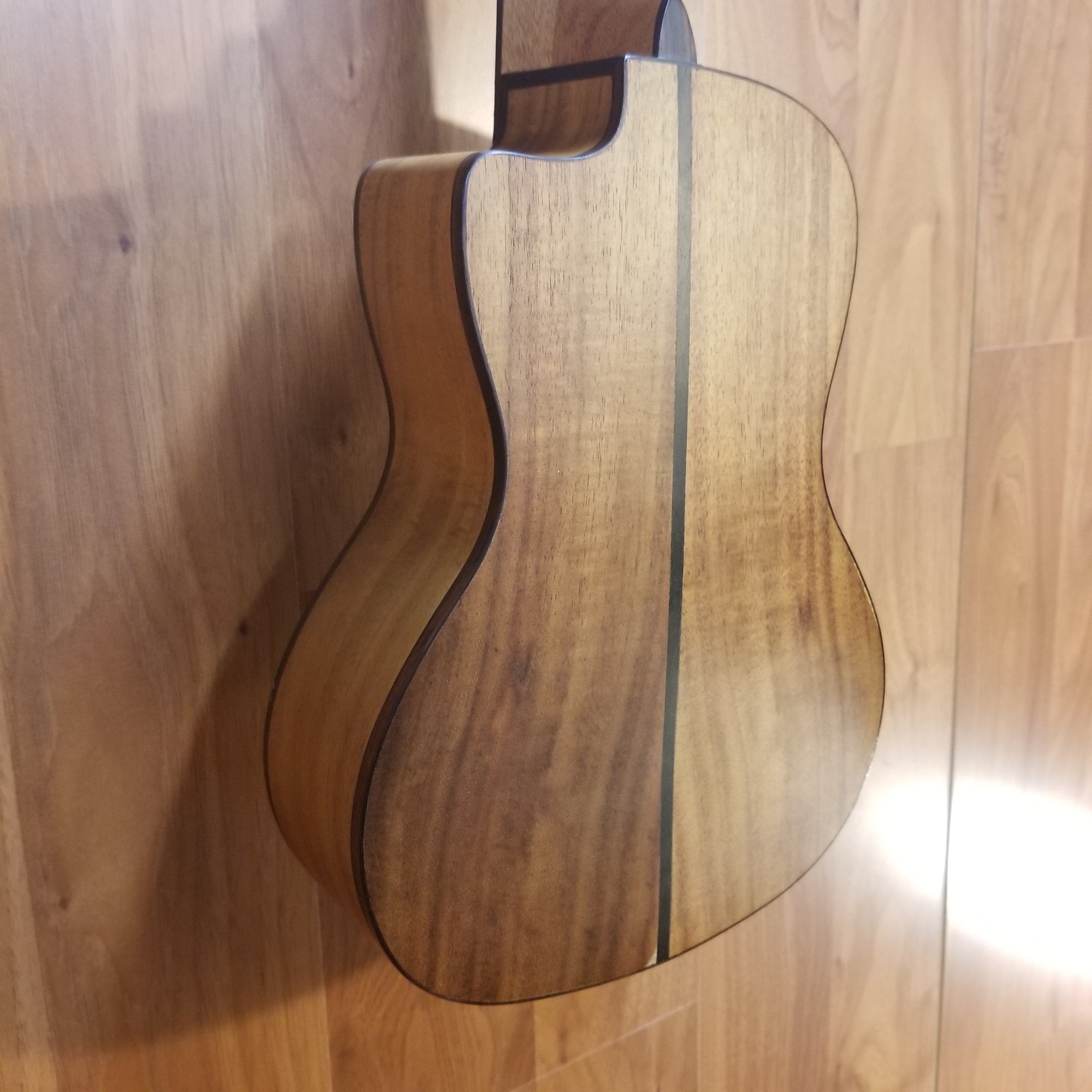 Luna HTC Koa Ukulele w Pickup