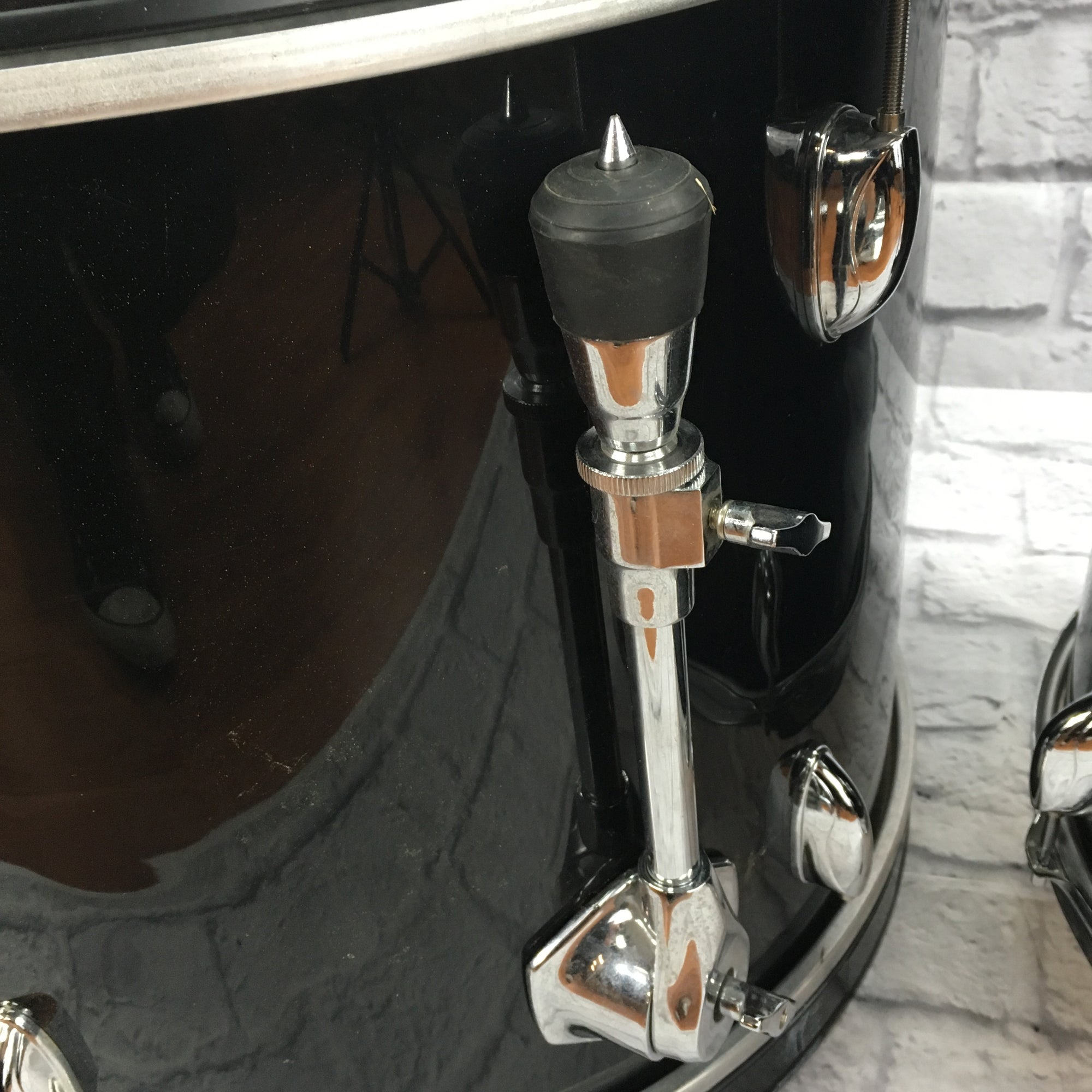 Unknown 4pc Black Drum Set