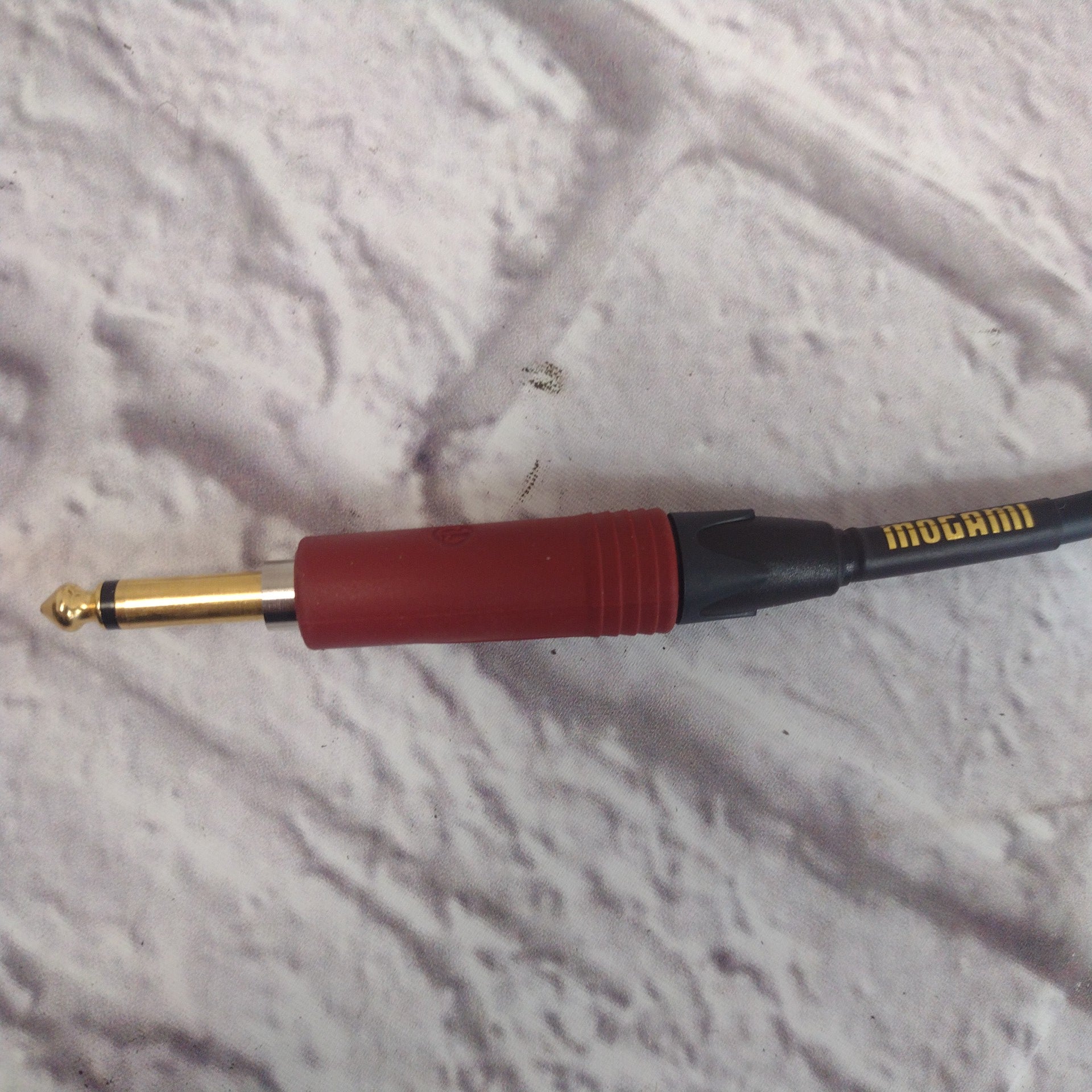 Mogami 18 Ft Silent Instrument Cable