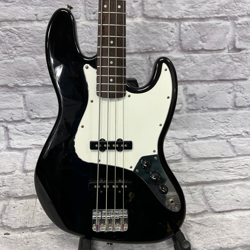 Fender Squier Affinity J Bass in Sonic Blue. | Beggs Fender Squier Affinity J Bass in Sonic Blue. | Beggs