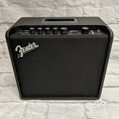 Fender Mustang LT25 25-Watt 1x8" Digital Modeling Guitar Combo