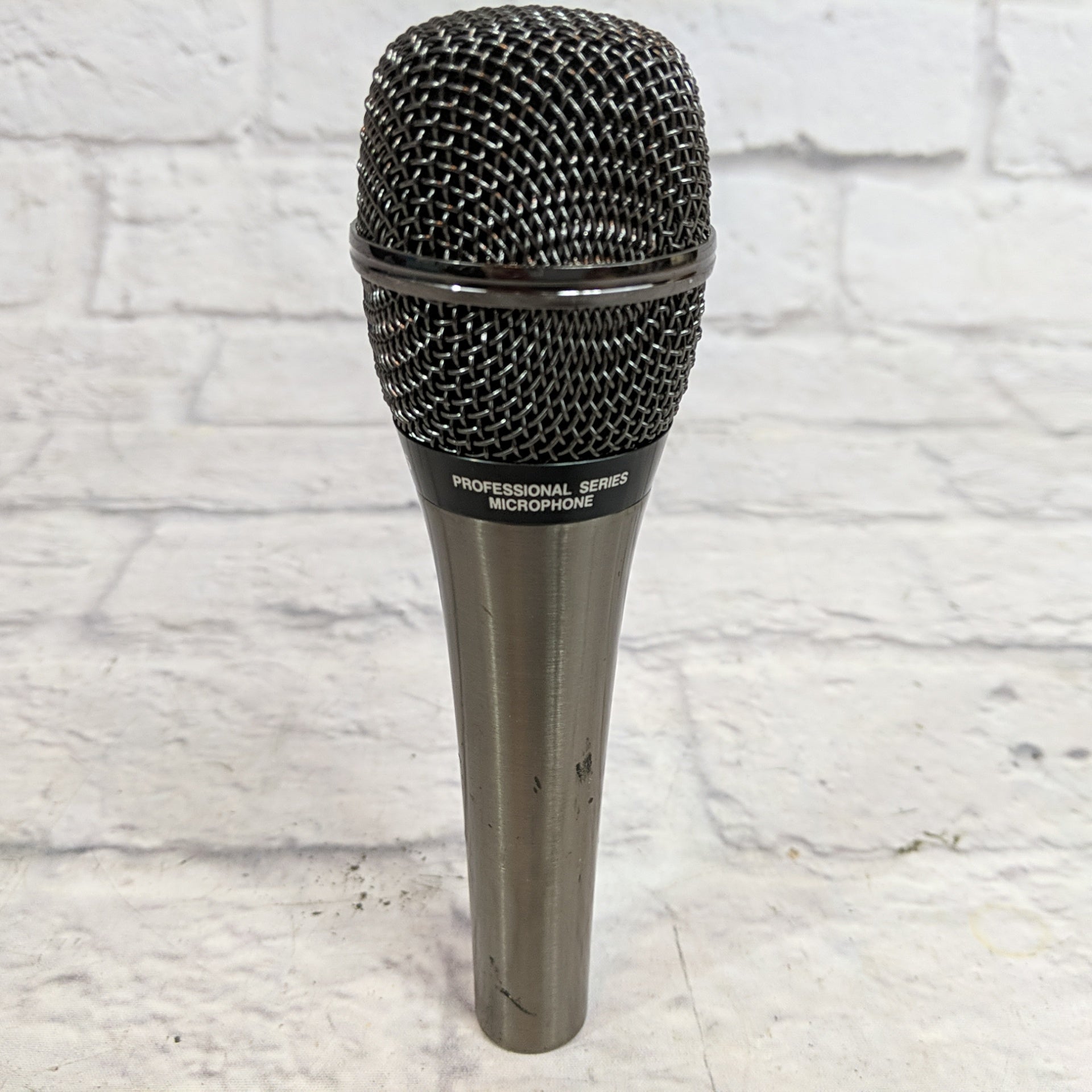 Audio 2000's APM175 APM-175 Hypercardioid Lo Z Dynamic Microphone