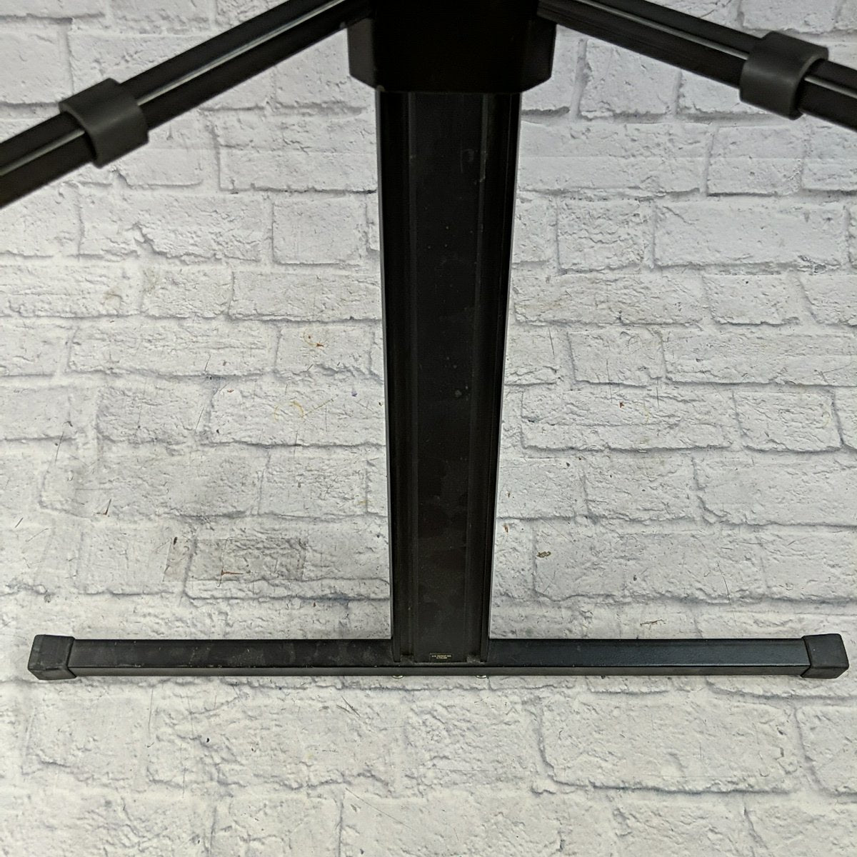 Ultimate Support Deltex Keyboard Stand