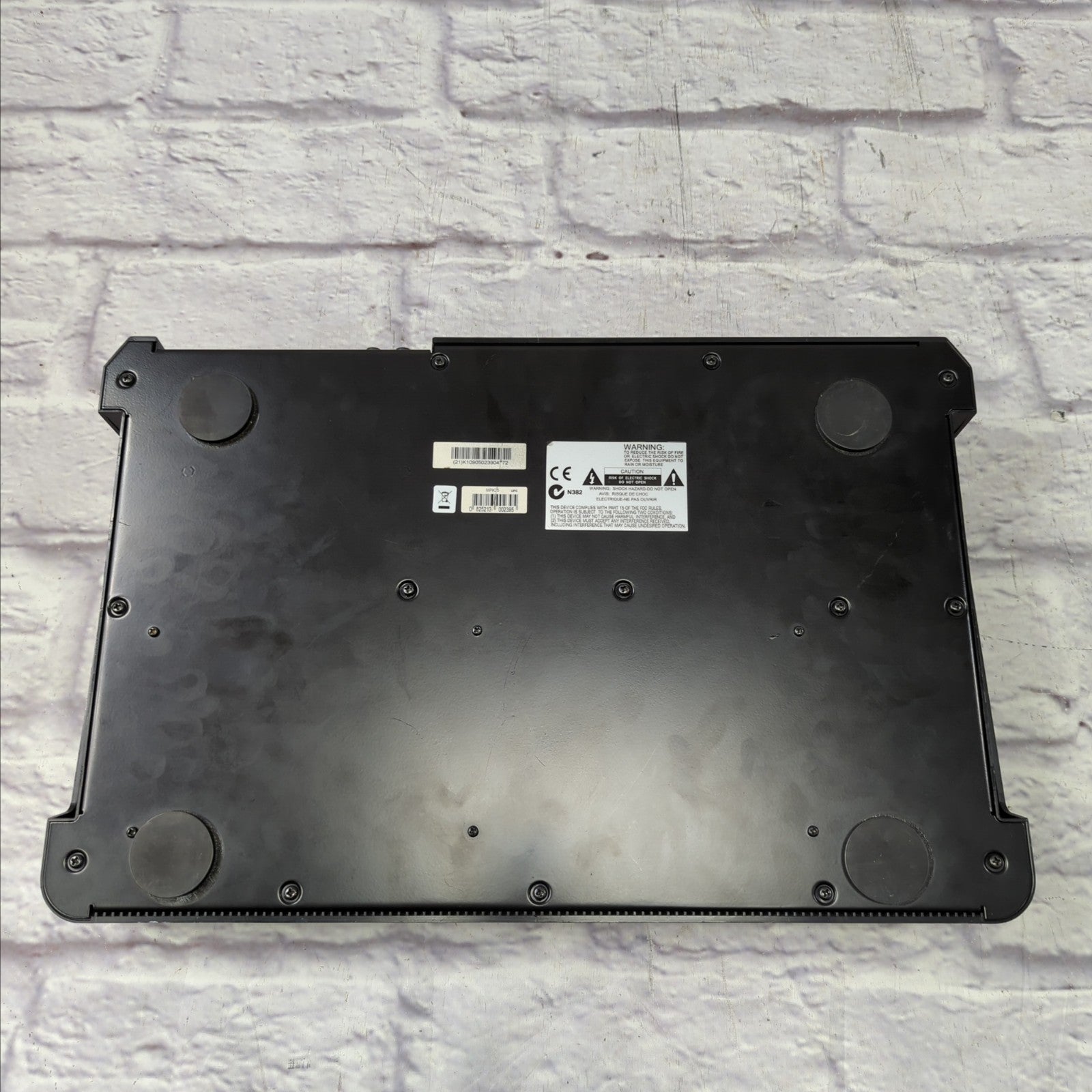 Akai MPK25 25 Key Midi Controller