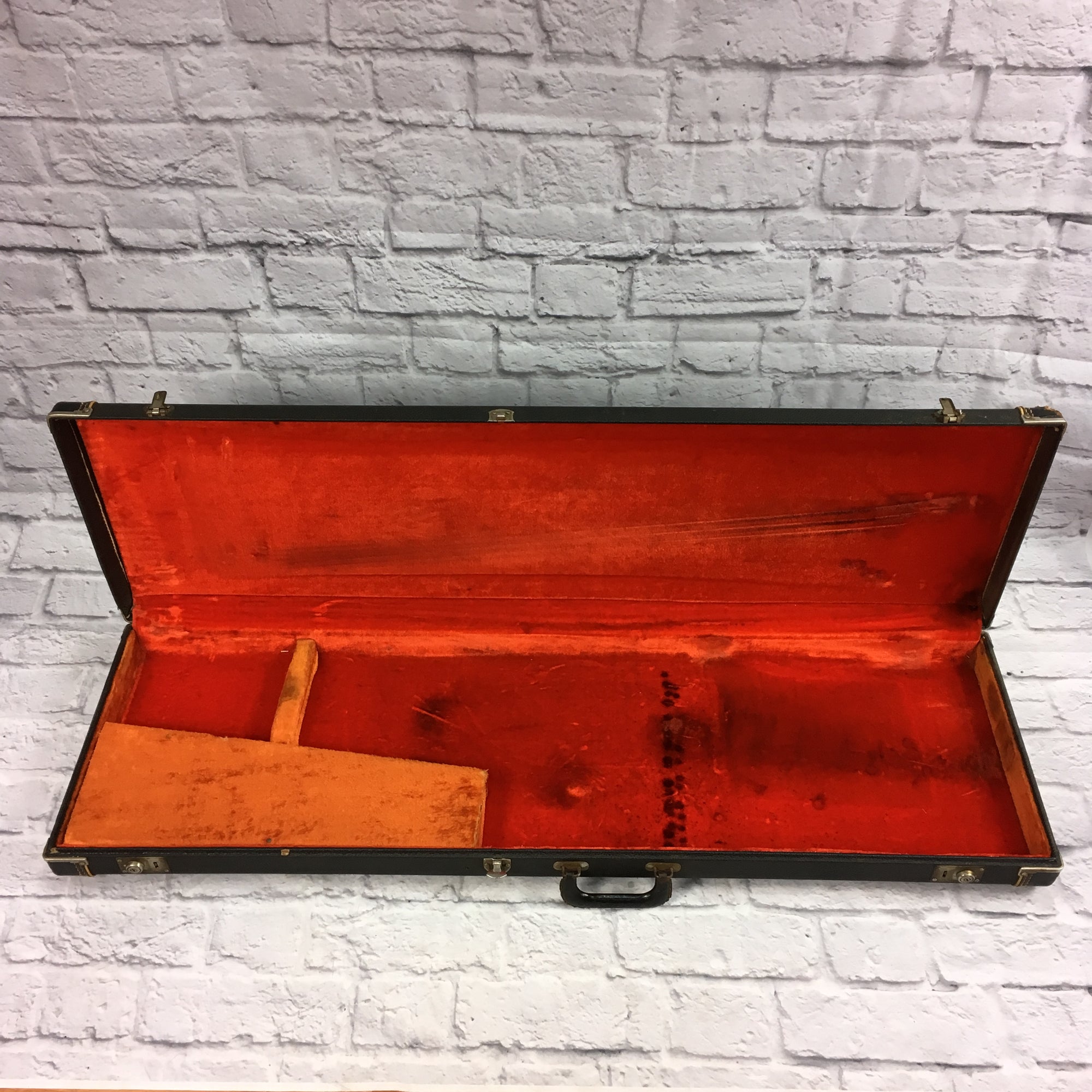 Vintage 1960s Fender Bass Case