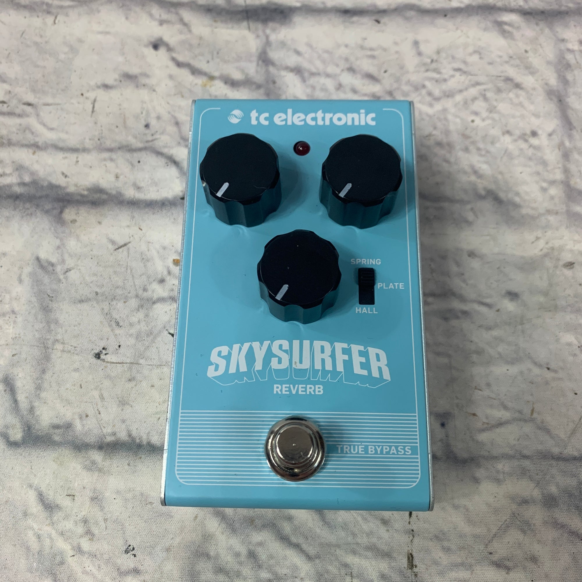 tc electronic reverb pedal TC Electronic Skysurfer Reverb Pedal