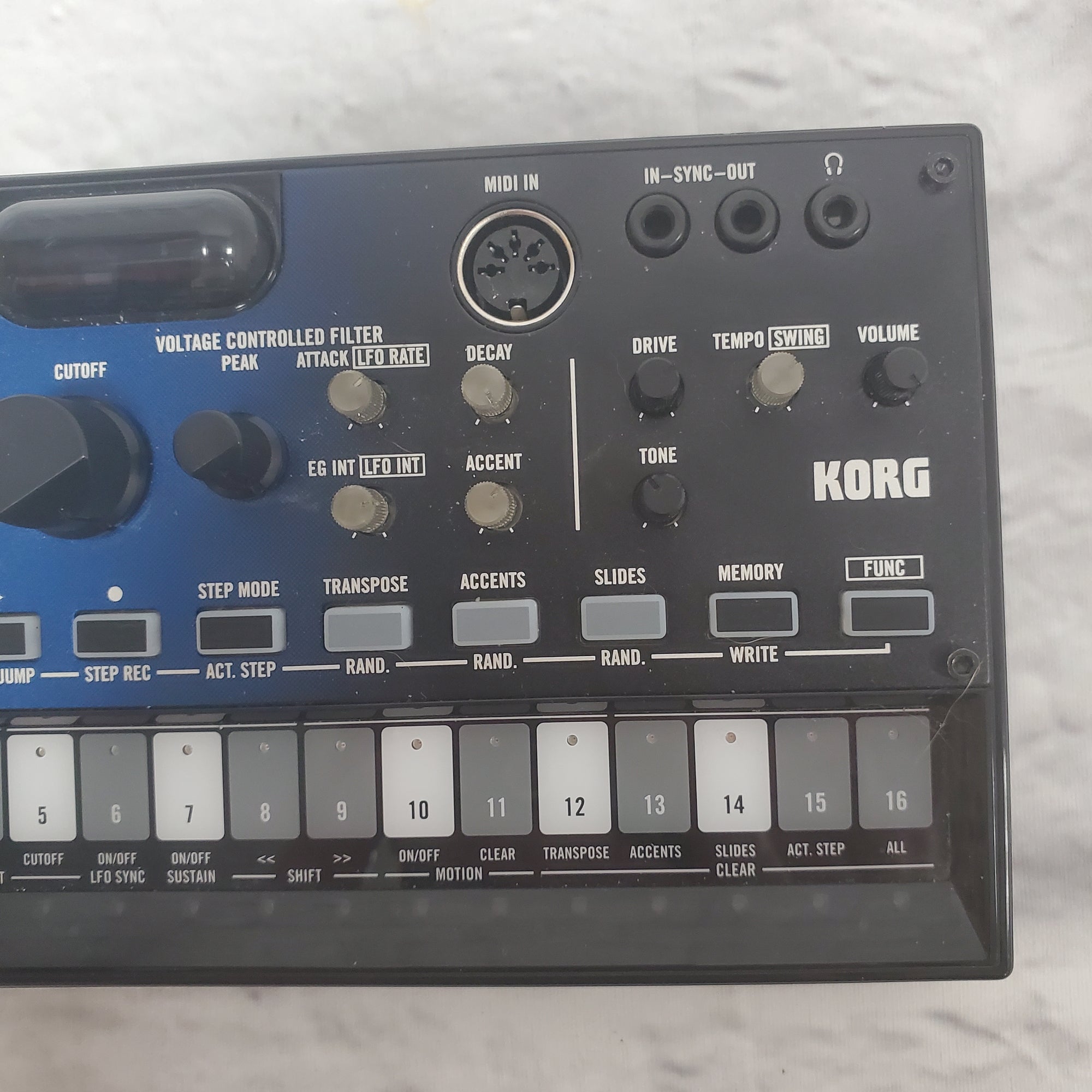 Korg Volca Nubass 16 Vacuum Tube Synth