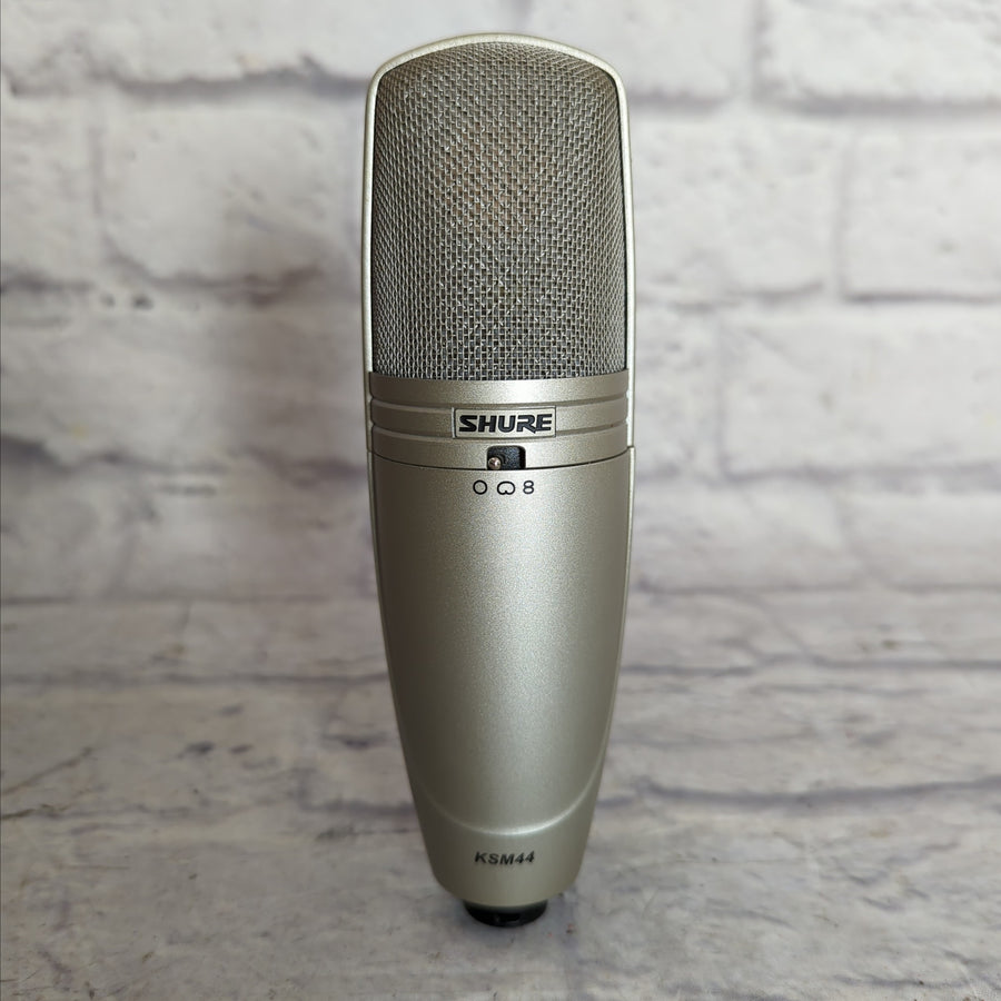 Shure KSM44 Large Diaphragm Multipattern Condenser Microphone