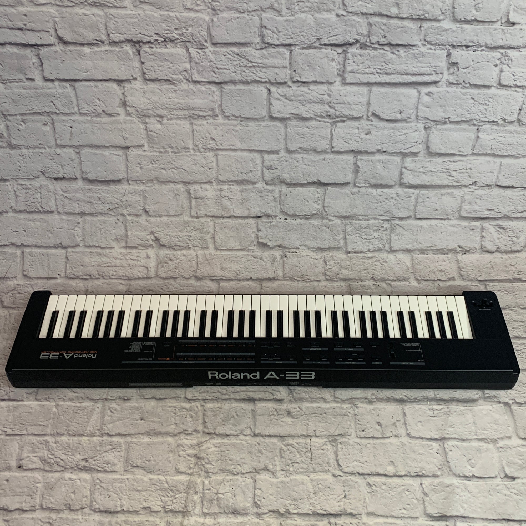 Roland A-33 MIDI Keyboard Controller - Evolution Music