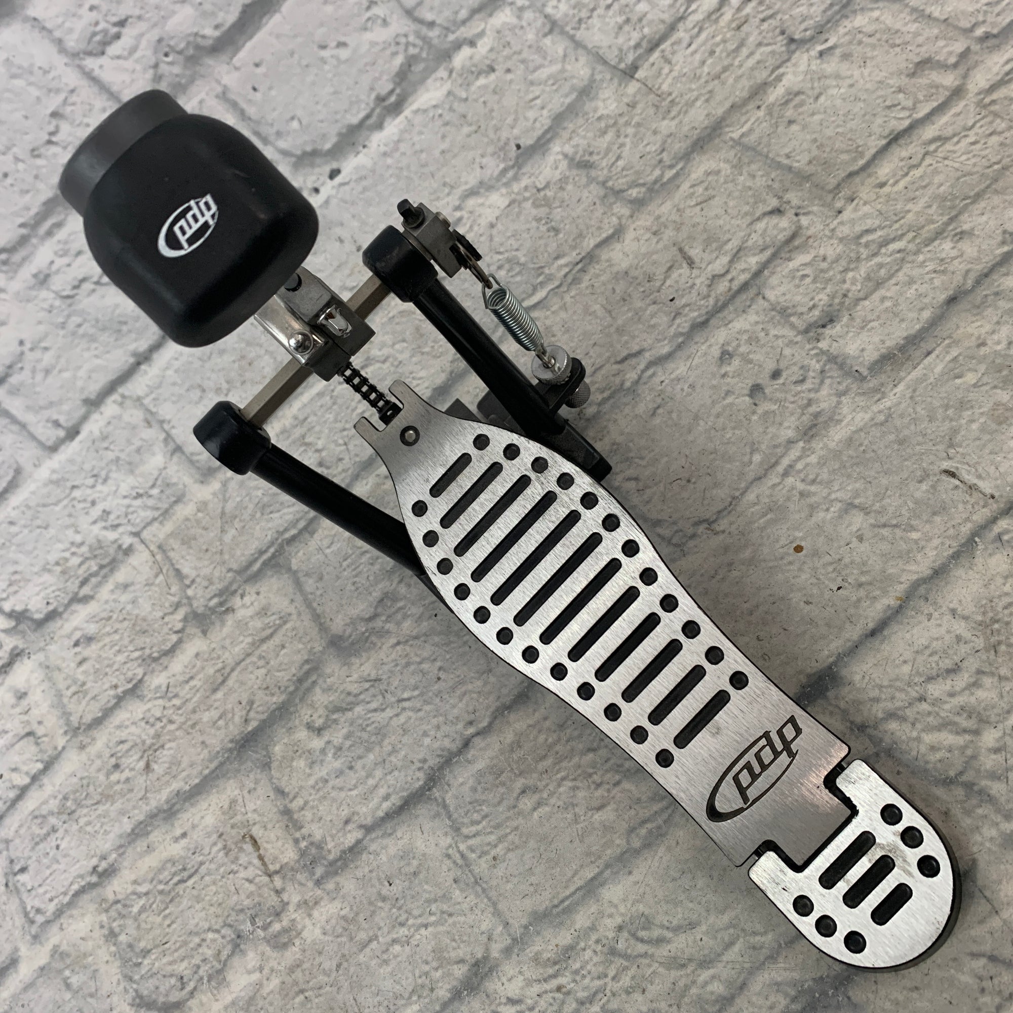 PDP Pacific Drums & Percussion Single-Chain Kick Pedal
