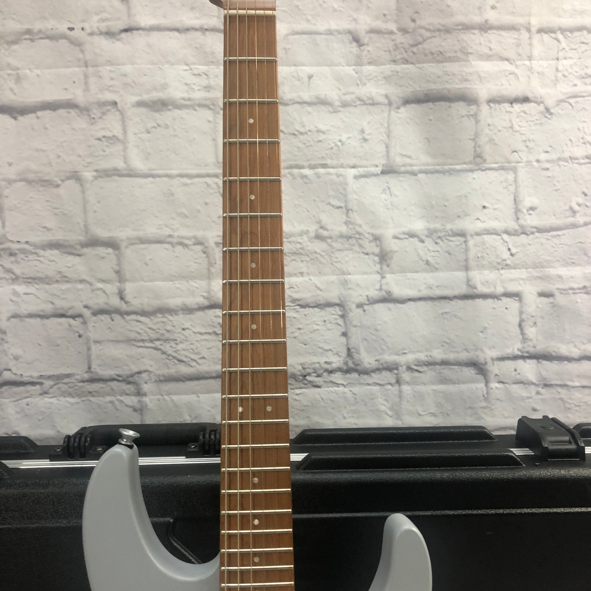 Charvel Pro Mod Dk24 with TSA Hard Case