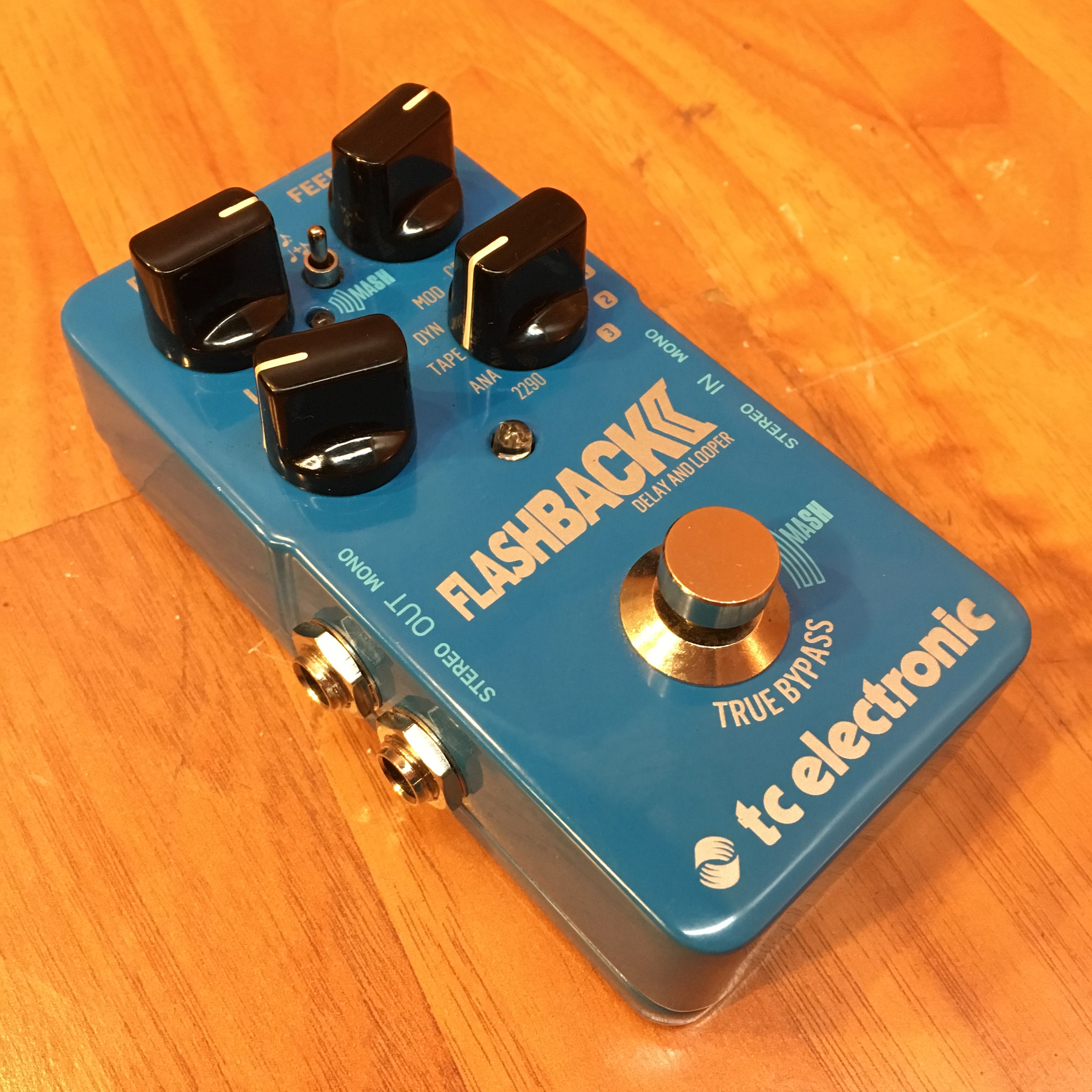 TC Electronic Flashback Delay and Looper Pedal - Evolution Music