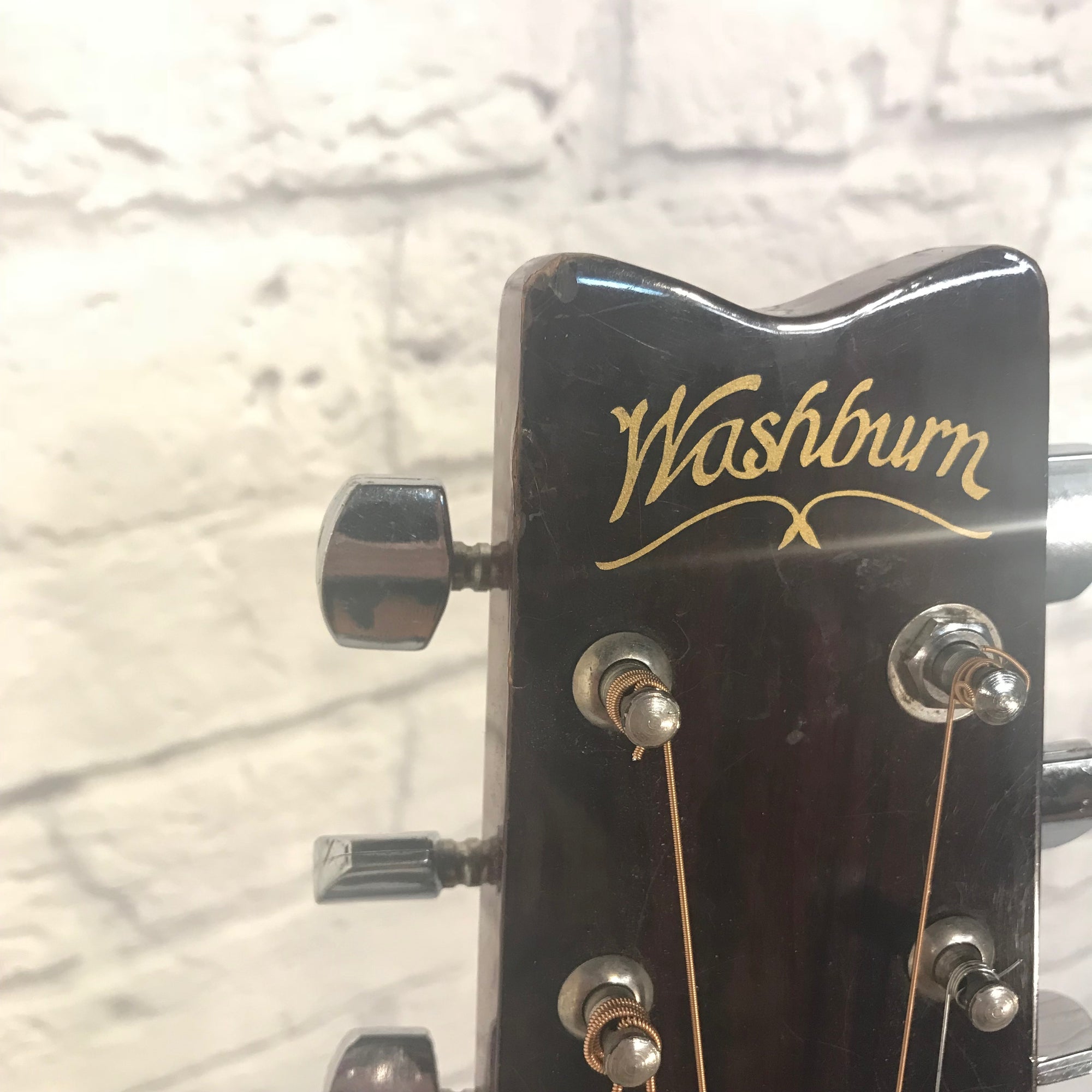 Washburn D10 Natural with Pickup