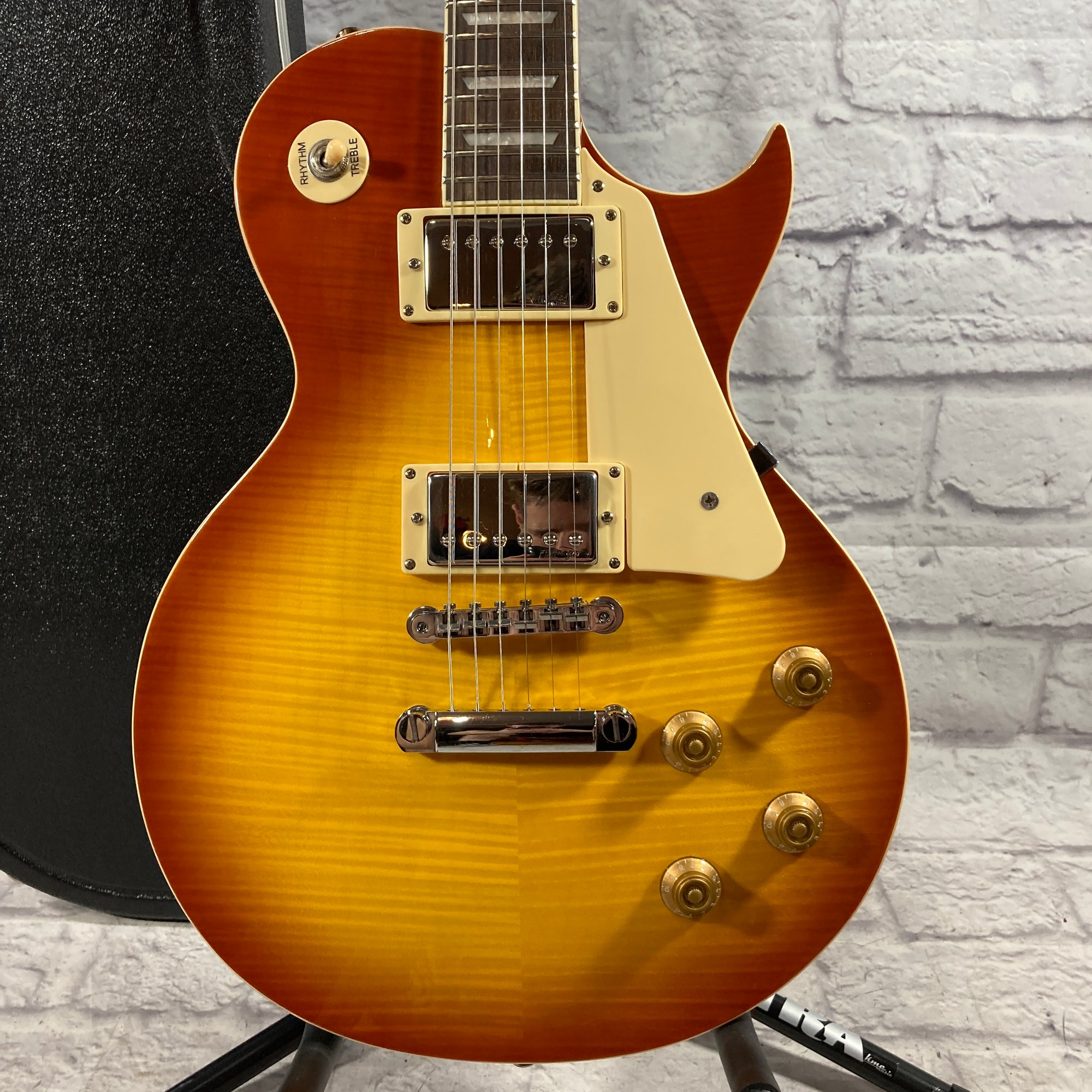 Vintage Les Paul Style Electric Guitar w/ Hard Case