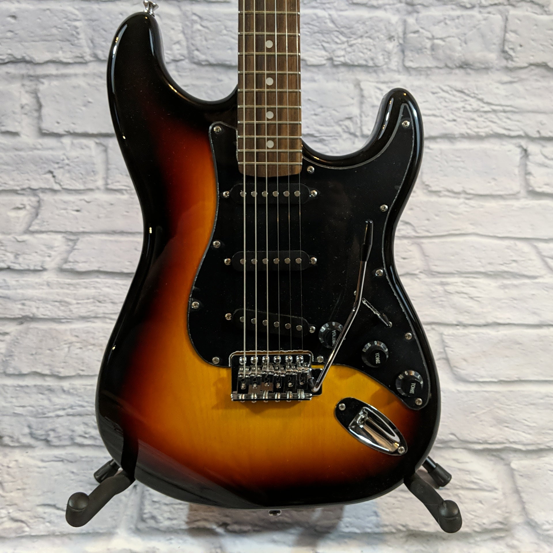 Austin AST100 Tobacco Sunburst Electric Guitar - New Old Stock