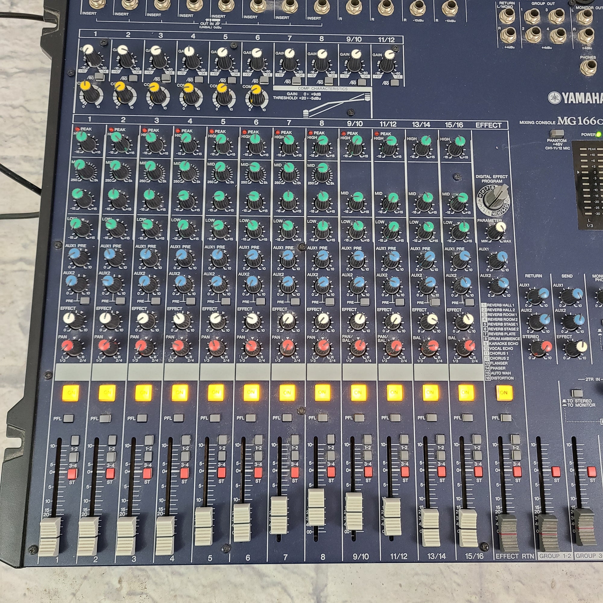 Yamaha MG 166CX Mixer - Evolution Music