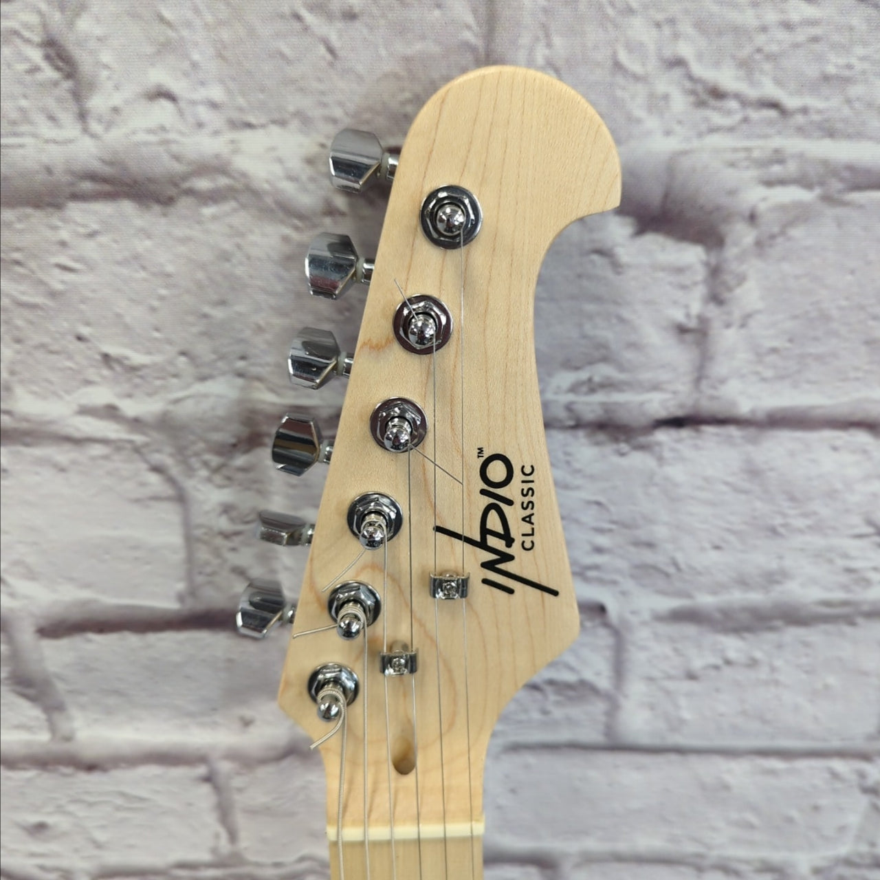 Monoprice Indio Strat Copy Electric Guitar