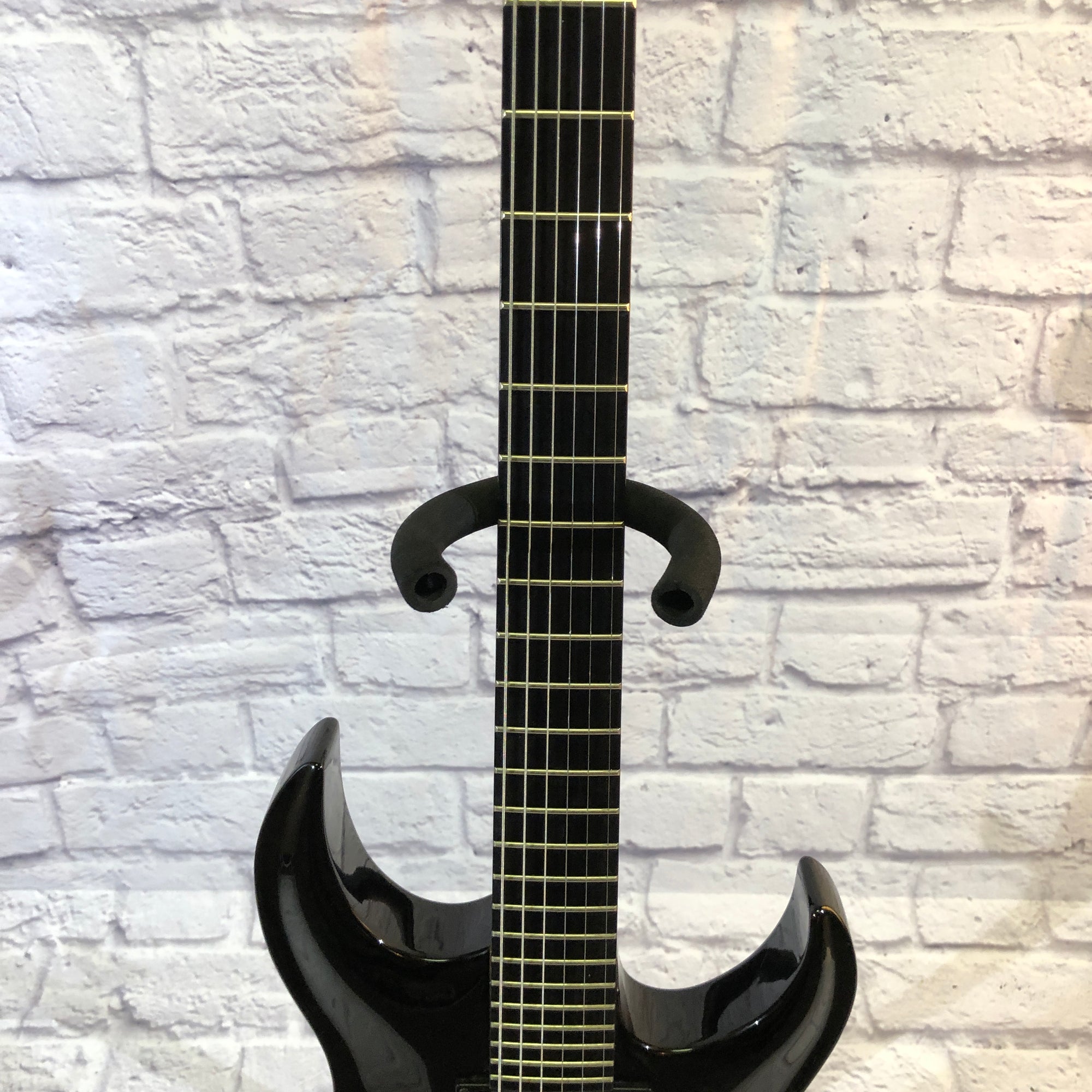 Washburn WM10 Black Electric Guitar