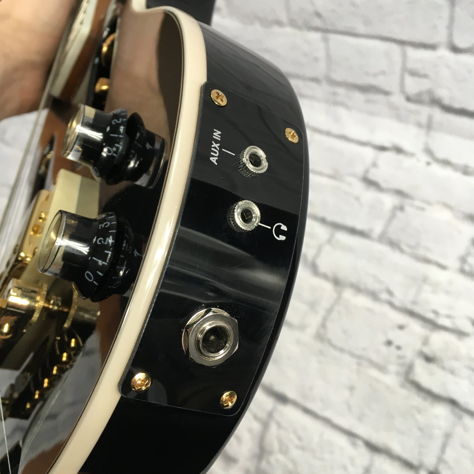 Traveler Ultralight Black Electric Guitar