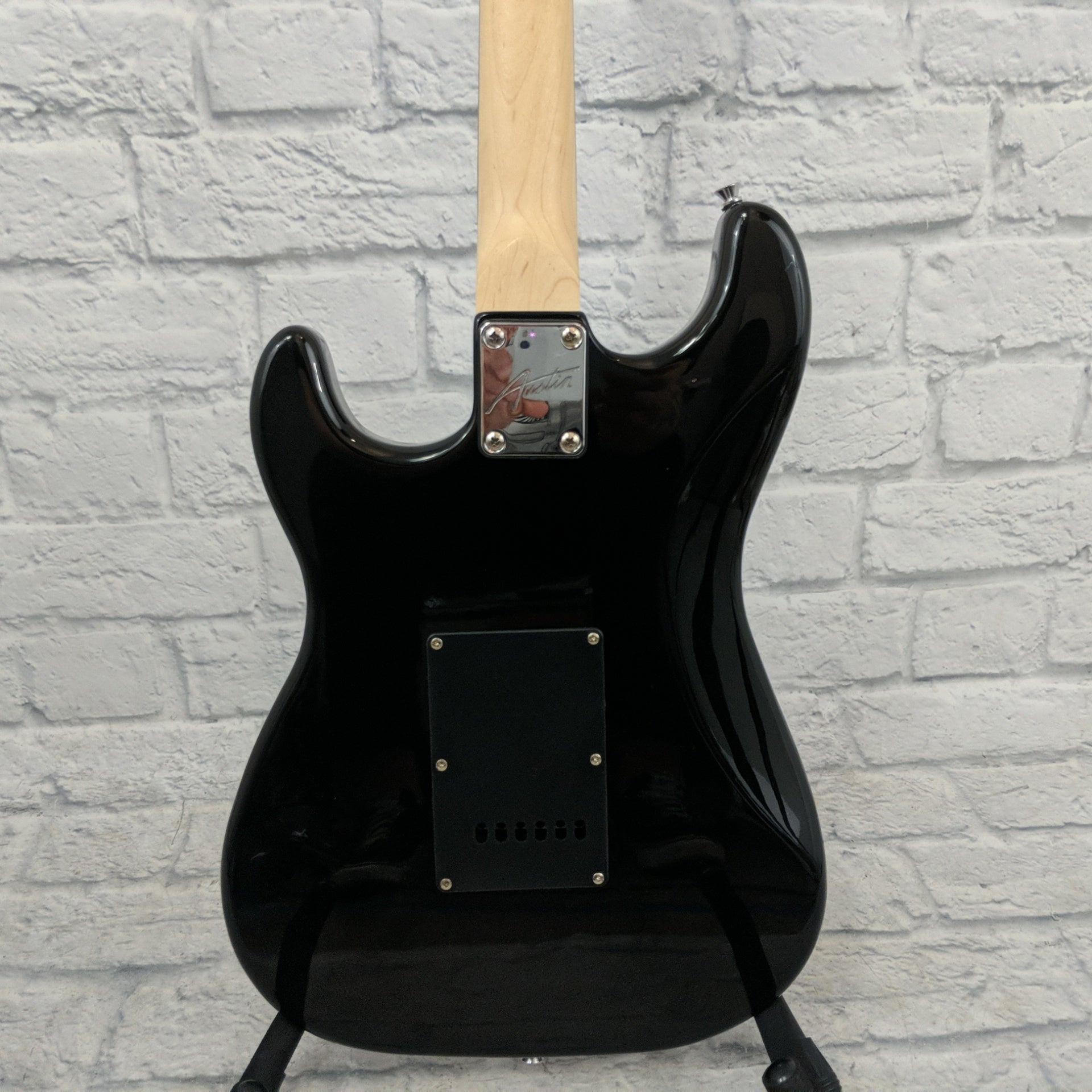 Austin AST100 Electric Guitar in Black