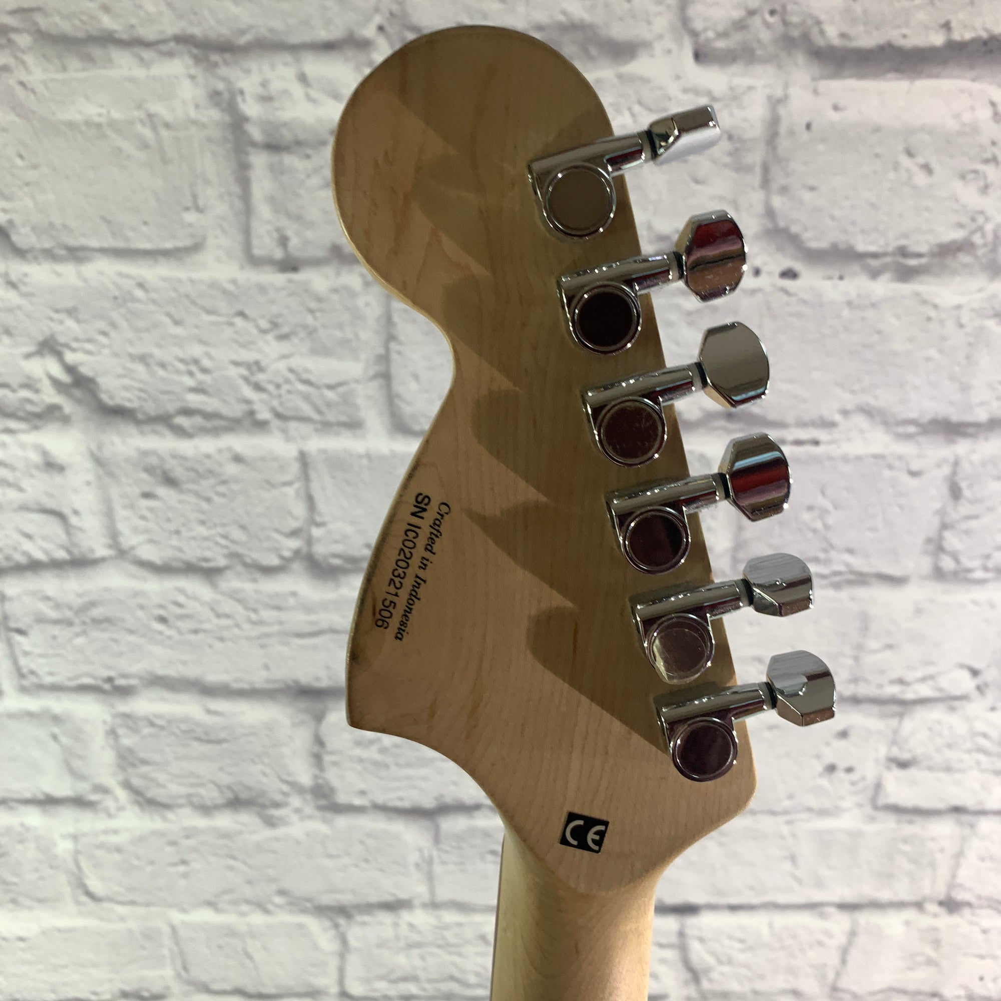 Squier Affinity Stratocaster Deep Blue Electric Guitar