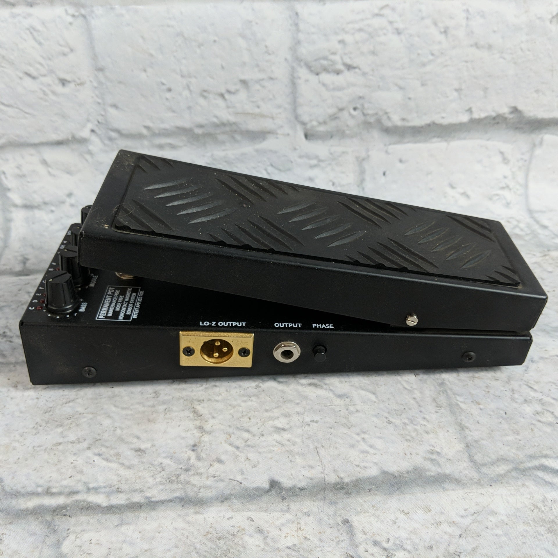 Morgan Hill Music Nat-1 Natural 1 Rare Acoustic Tuner Volume Equalizer EQ Preamp Guitar DI Pedal