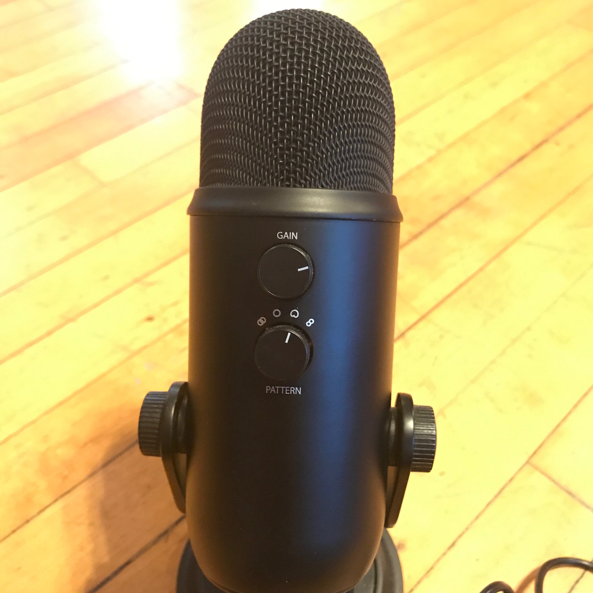 Blue Yeti Microphone - Black with Foam Windscreen