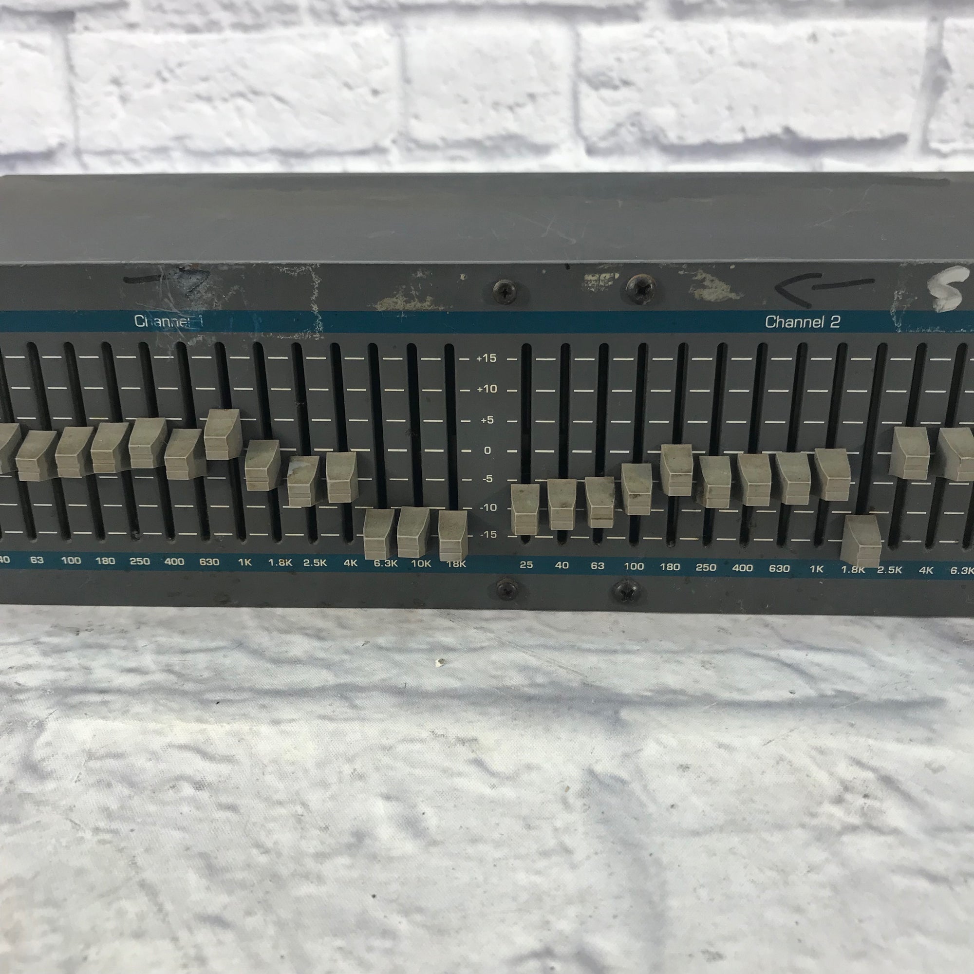 Ashly GQX-1502 2 Channel 15 Band Graphic Equalizer