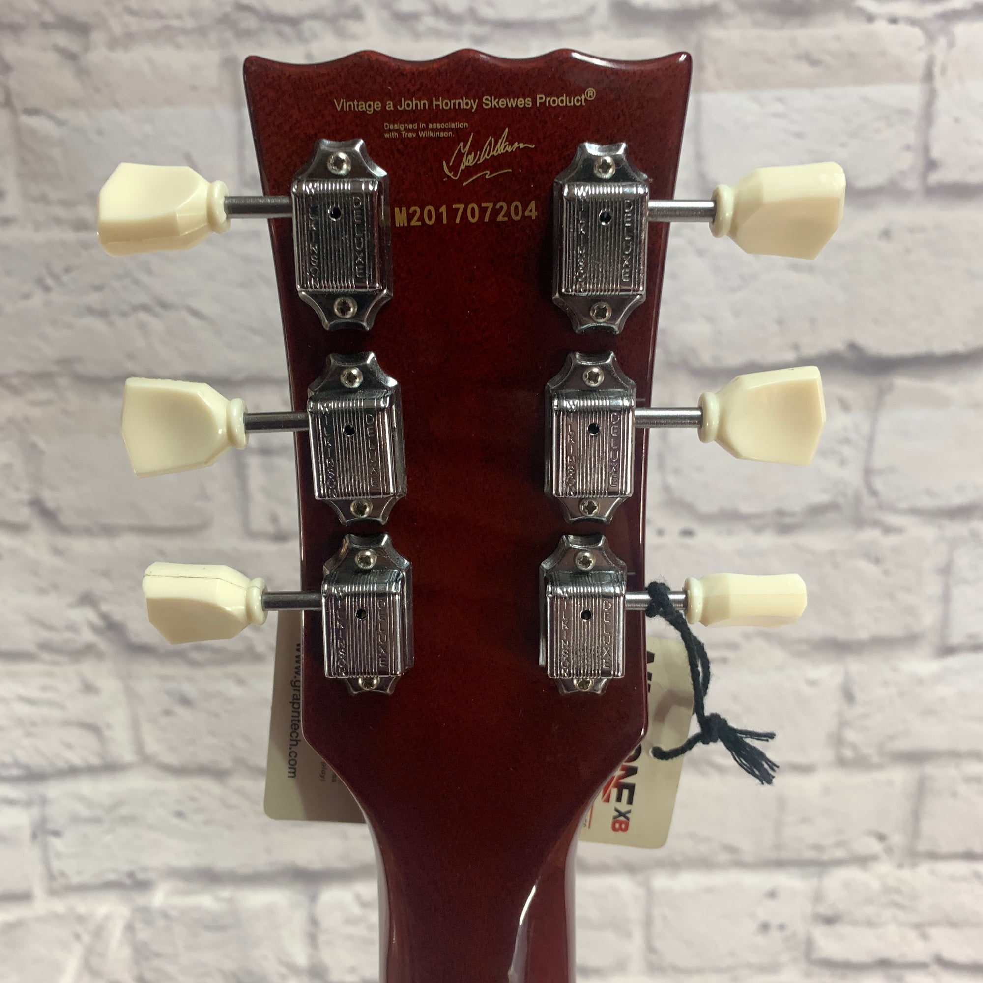 VINTAGE V100 GUITAR PARADISE FLAMED MAPLE