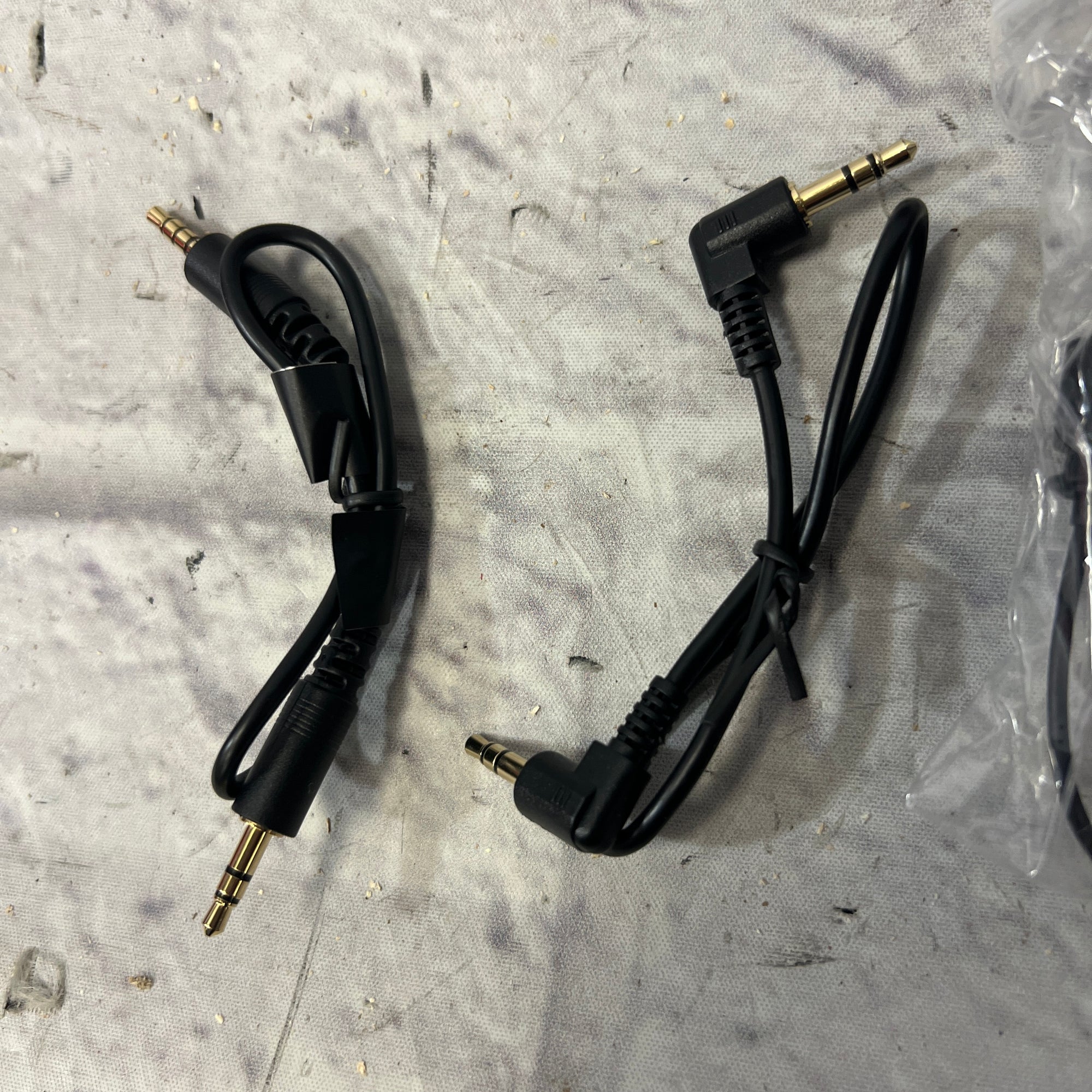 Mirfak WE10-Po Dual Transmitter Wireless Microphone System